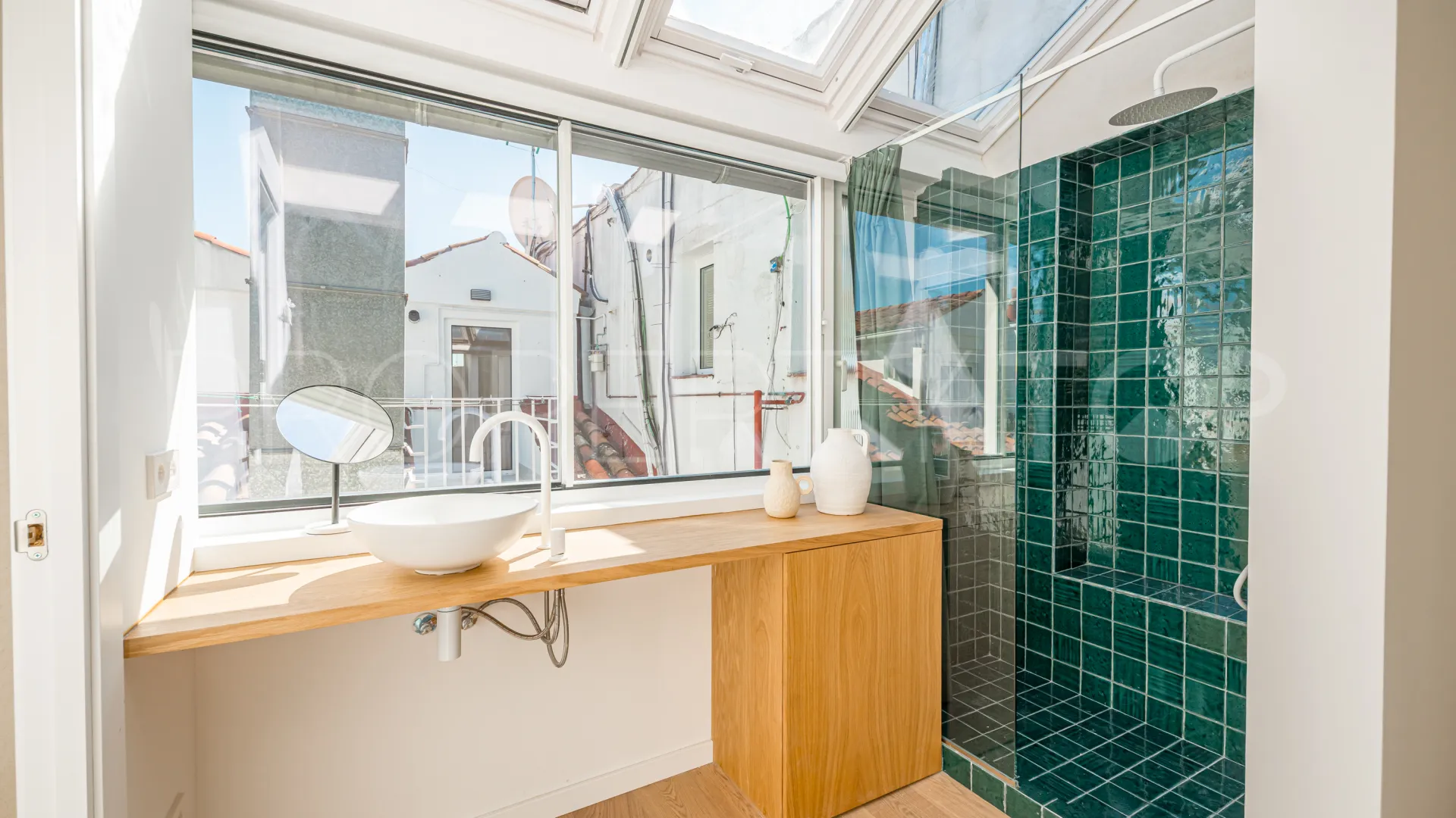 Se vende piso de 4 dormitorios en Madrid - Centro