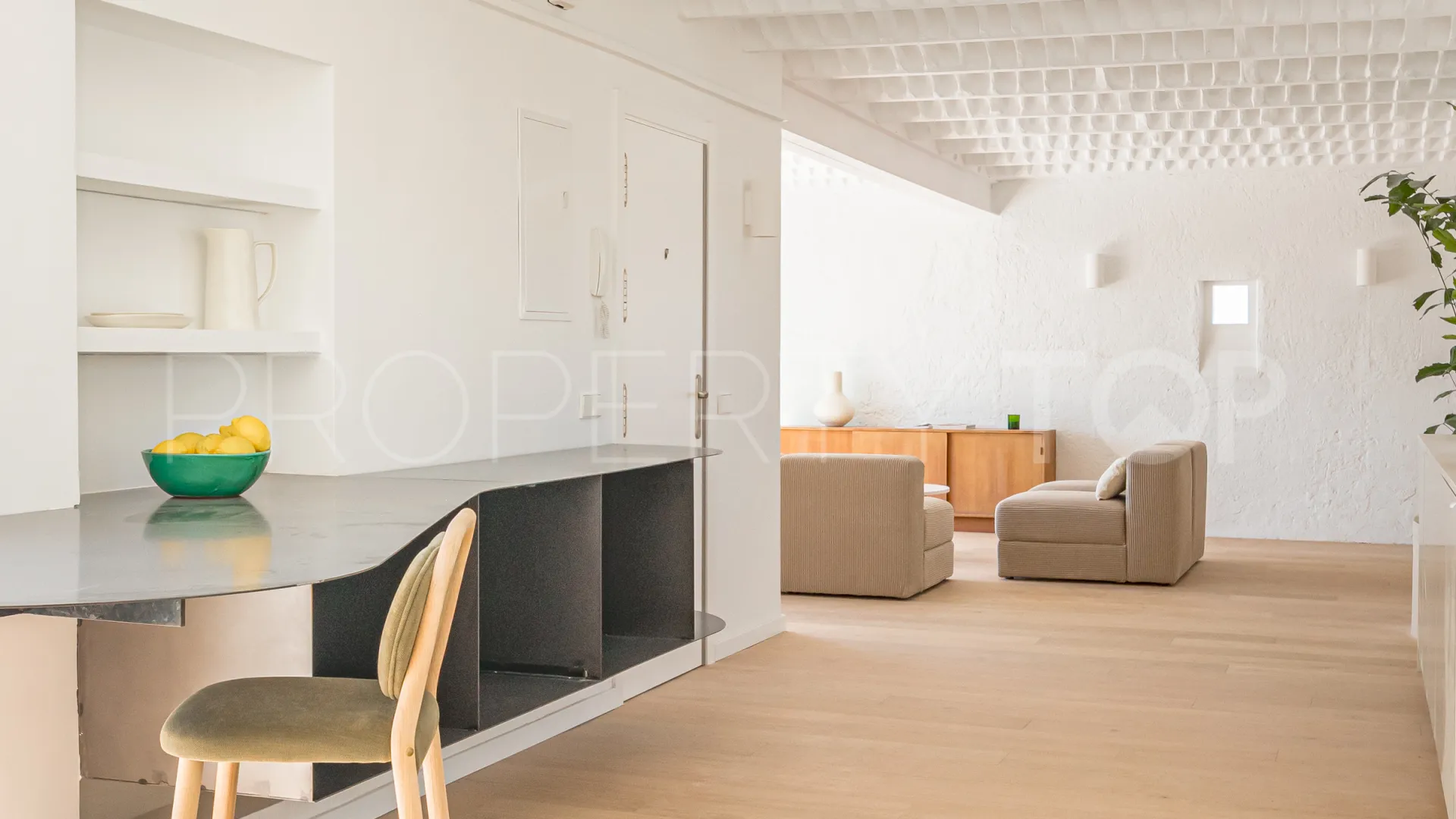 Se vende piso de 4 dormitorios en Madrid - Centro