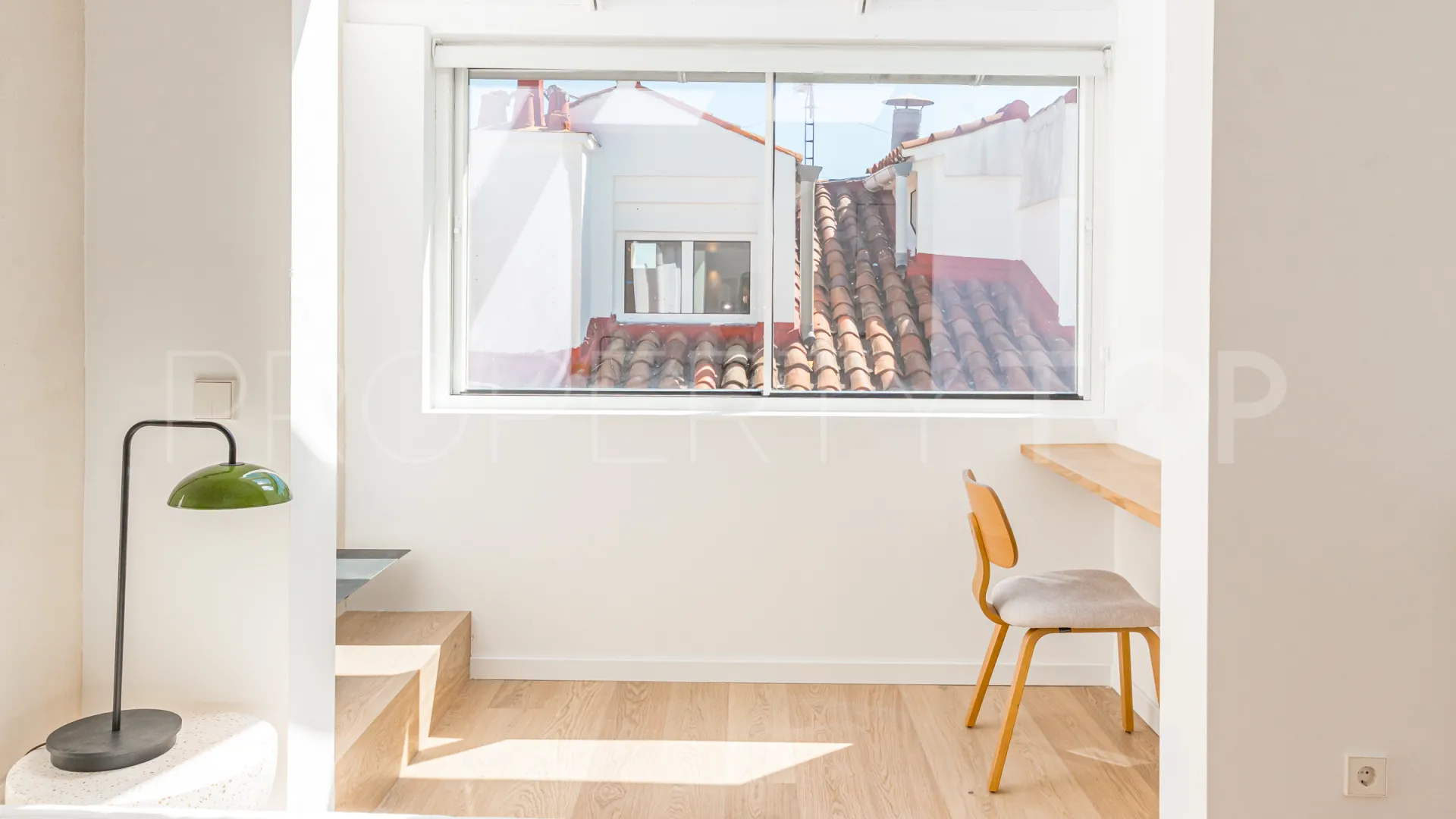 Se vende piso de 4 dormitorios en Madrid - Centro