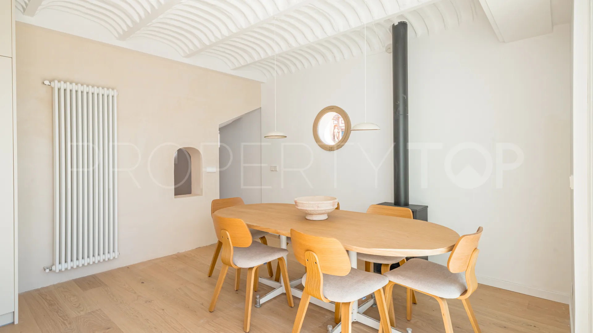 Se vende piso de 4 dormitorios en Madrid - Centro