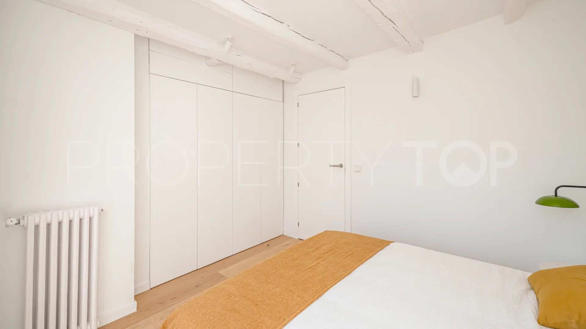 Se vende piso de 4 dormitorios en Madrid - Centro