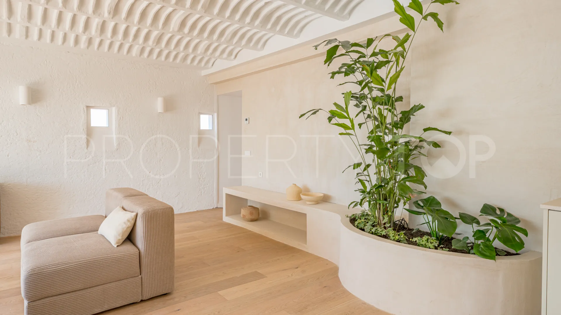 Se vende piso de 4 dormitorios en Madrid - Centro