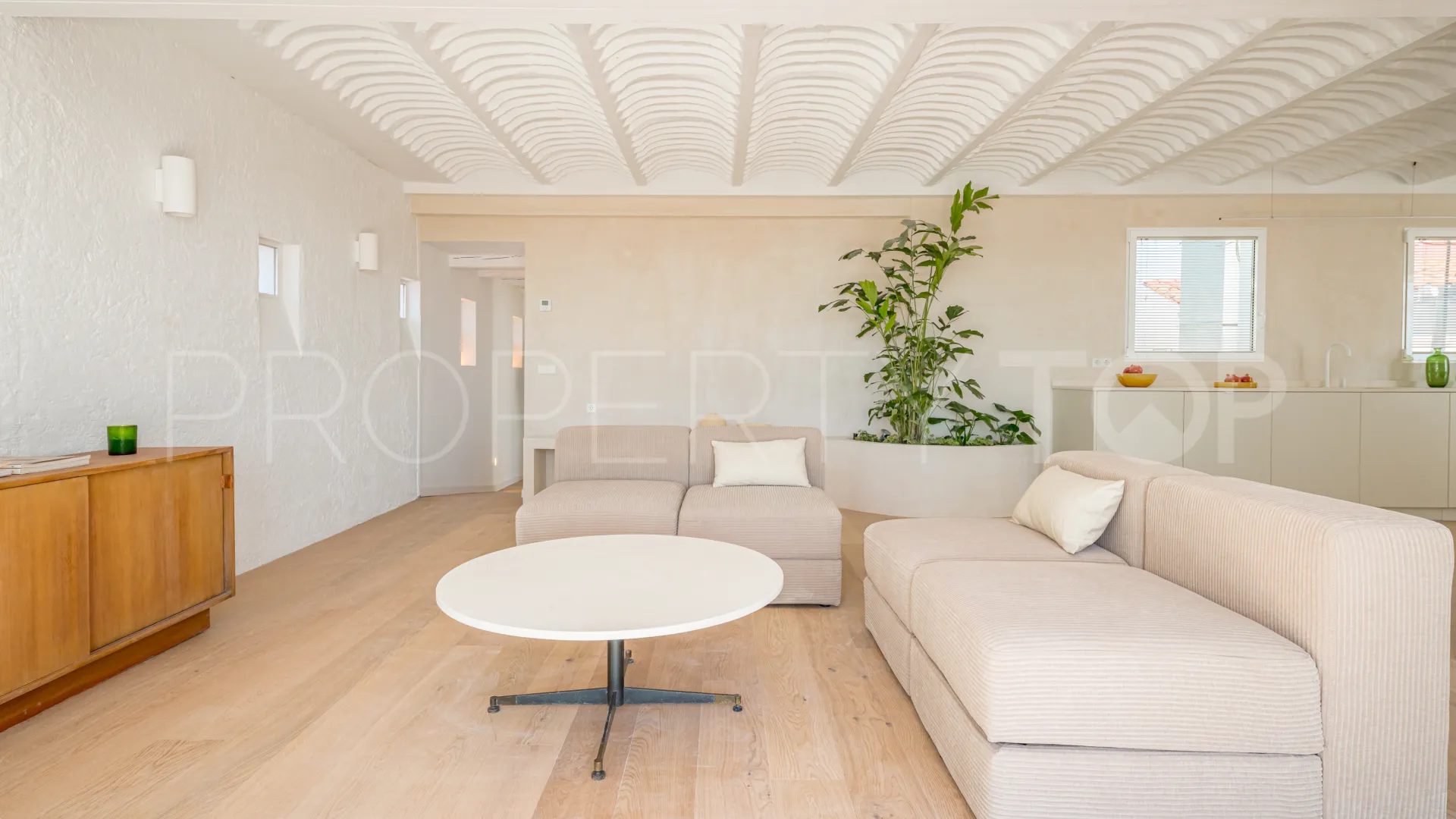Se vende piso de 4 dormitorios en Madrid - Centro