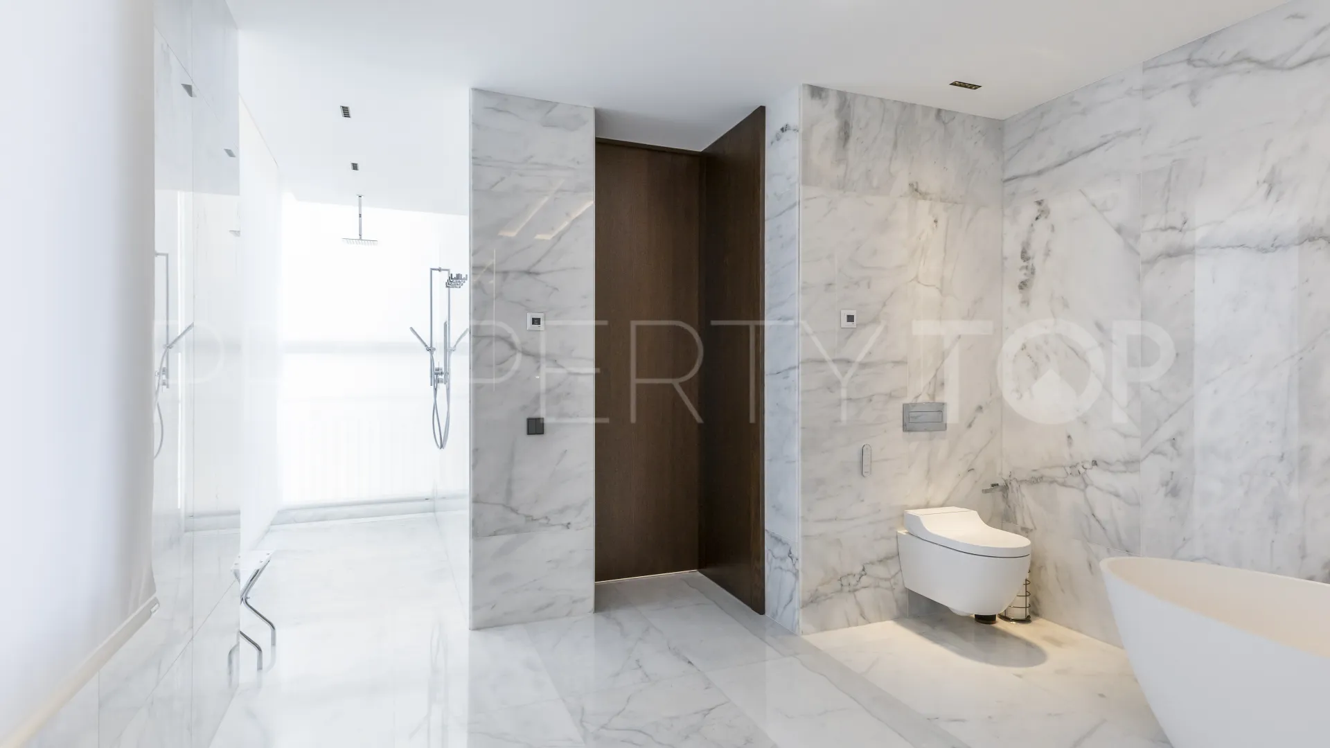 3 bedrooms Castellana flat for sale