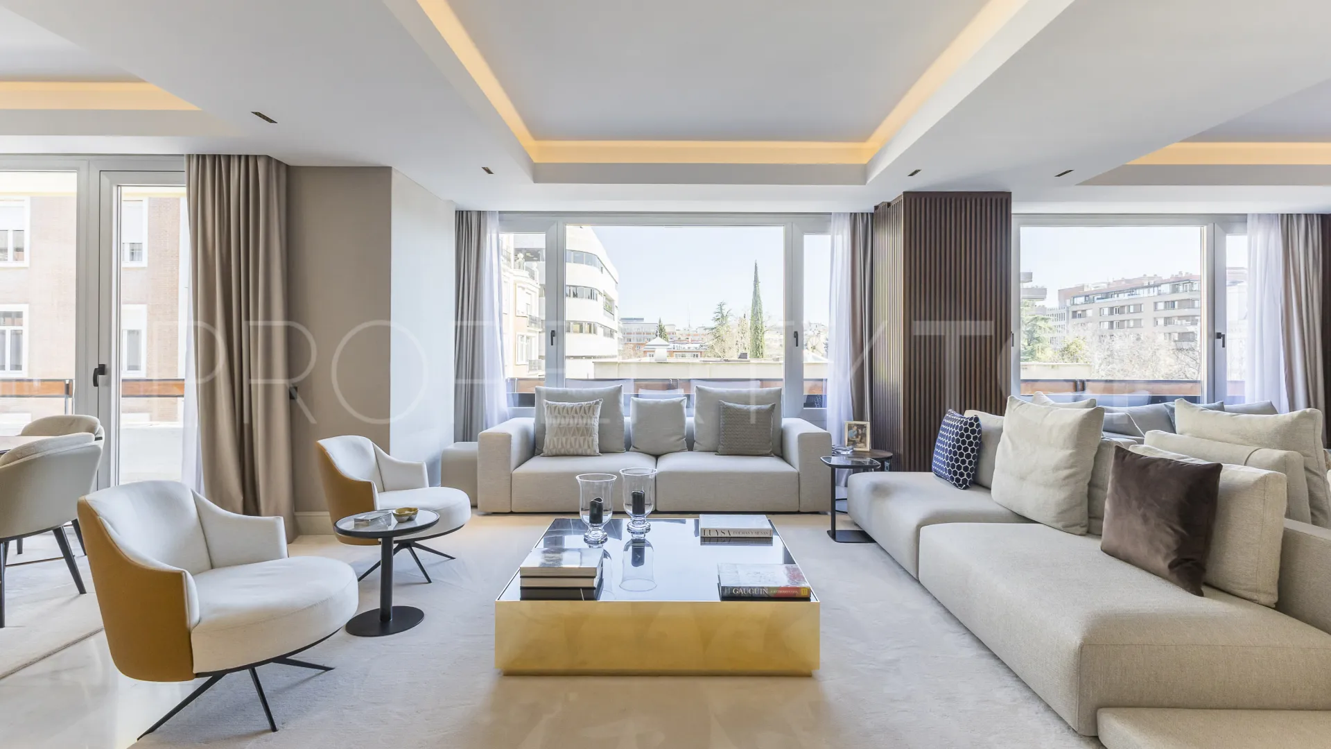 3 bedrooms Castellana flat for sale