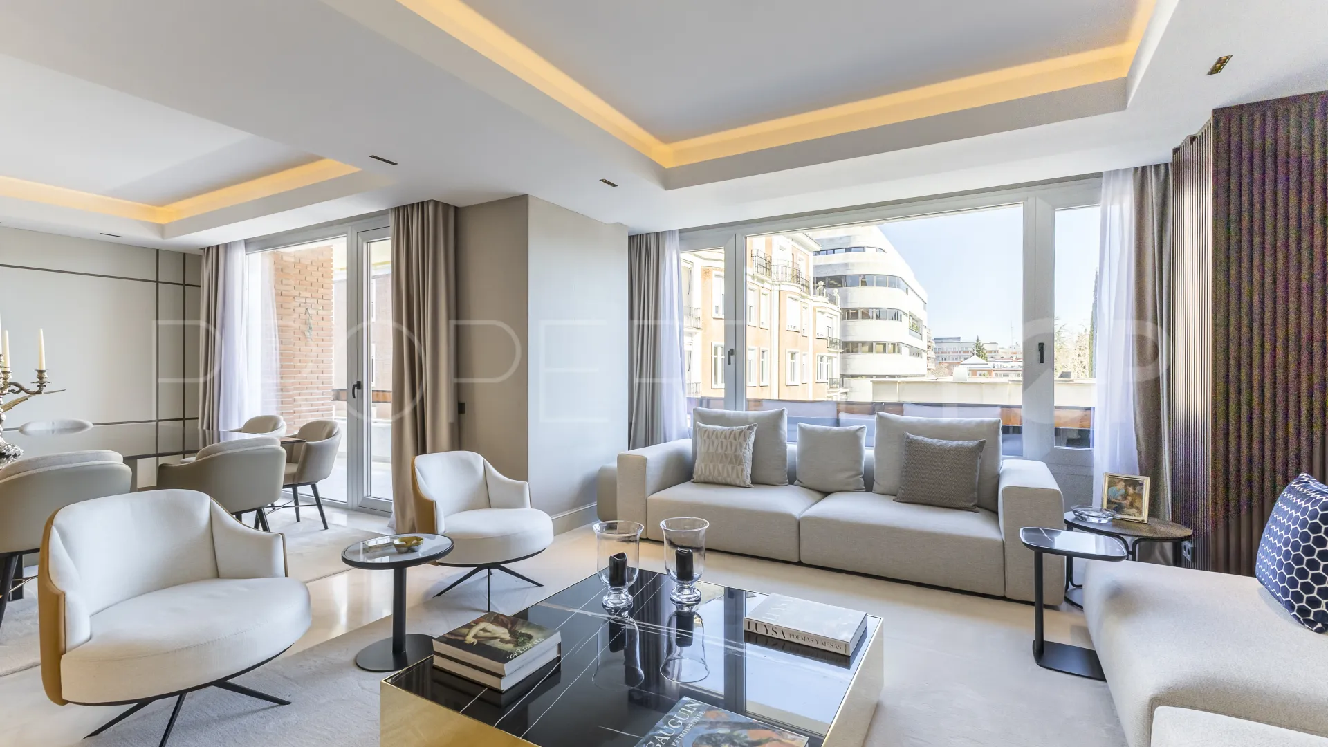 3 bedrooms Castellana flat for sale