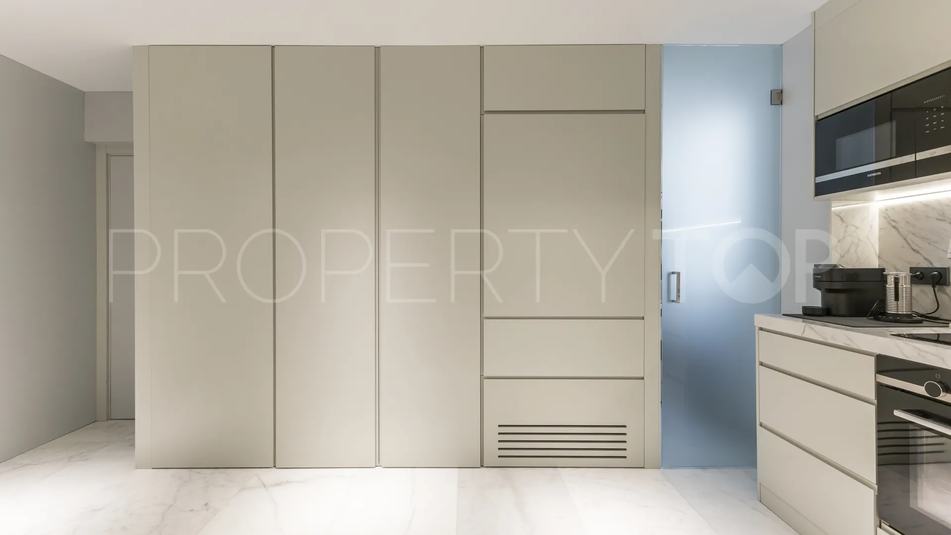 3 bedrooms Castellana flat for sale