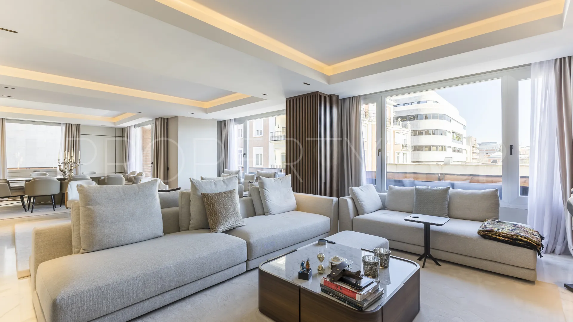 3 bedrooms Castellana flat for sale