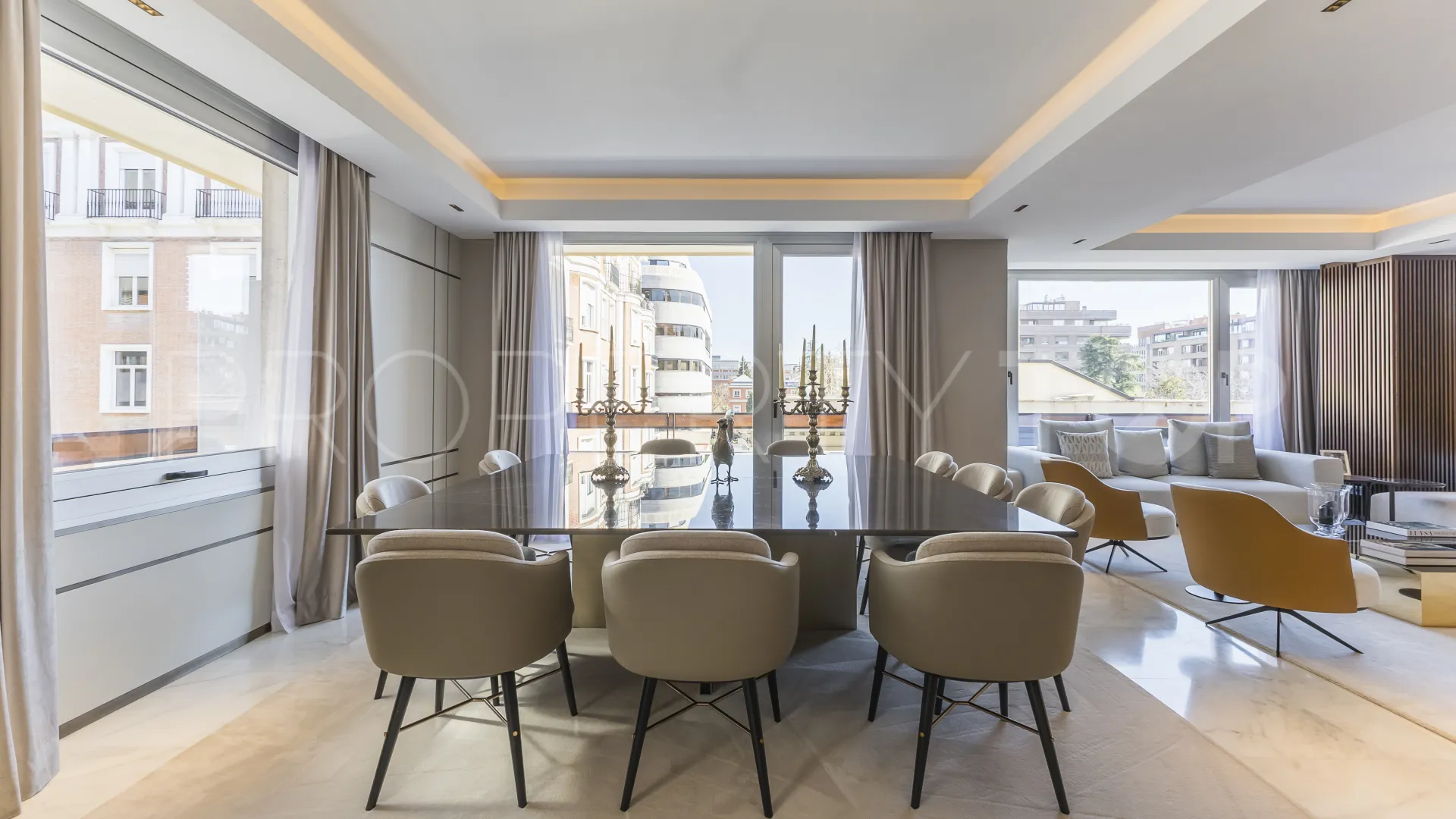 3 bedrooms Castellana flat for sale