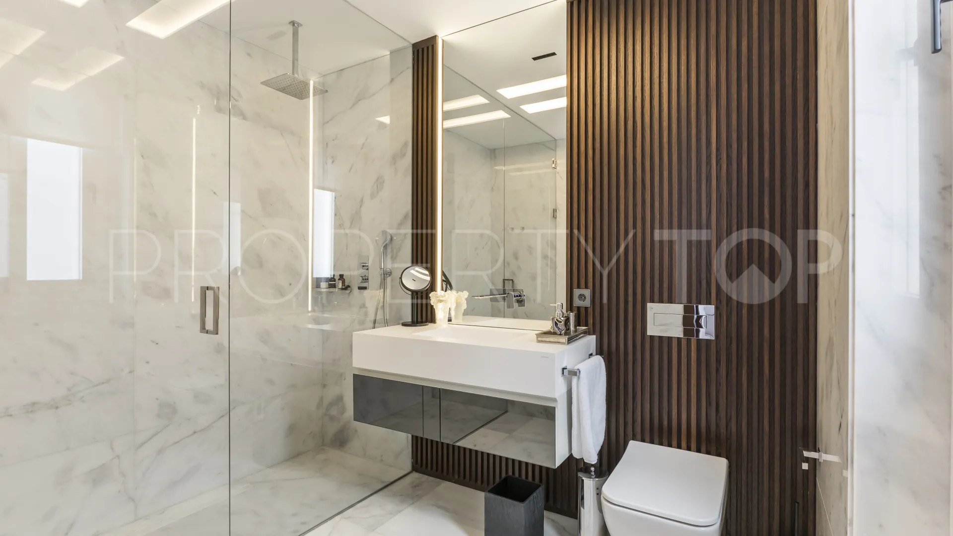 3 bedrooms Castellana flat for sale