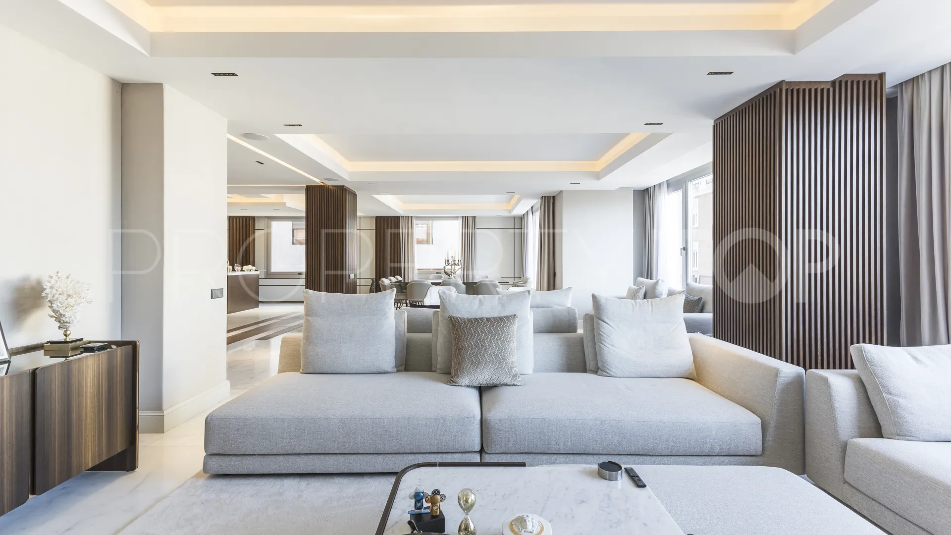 3 bedrooms Castellana flat for sale