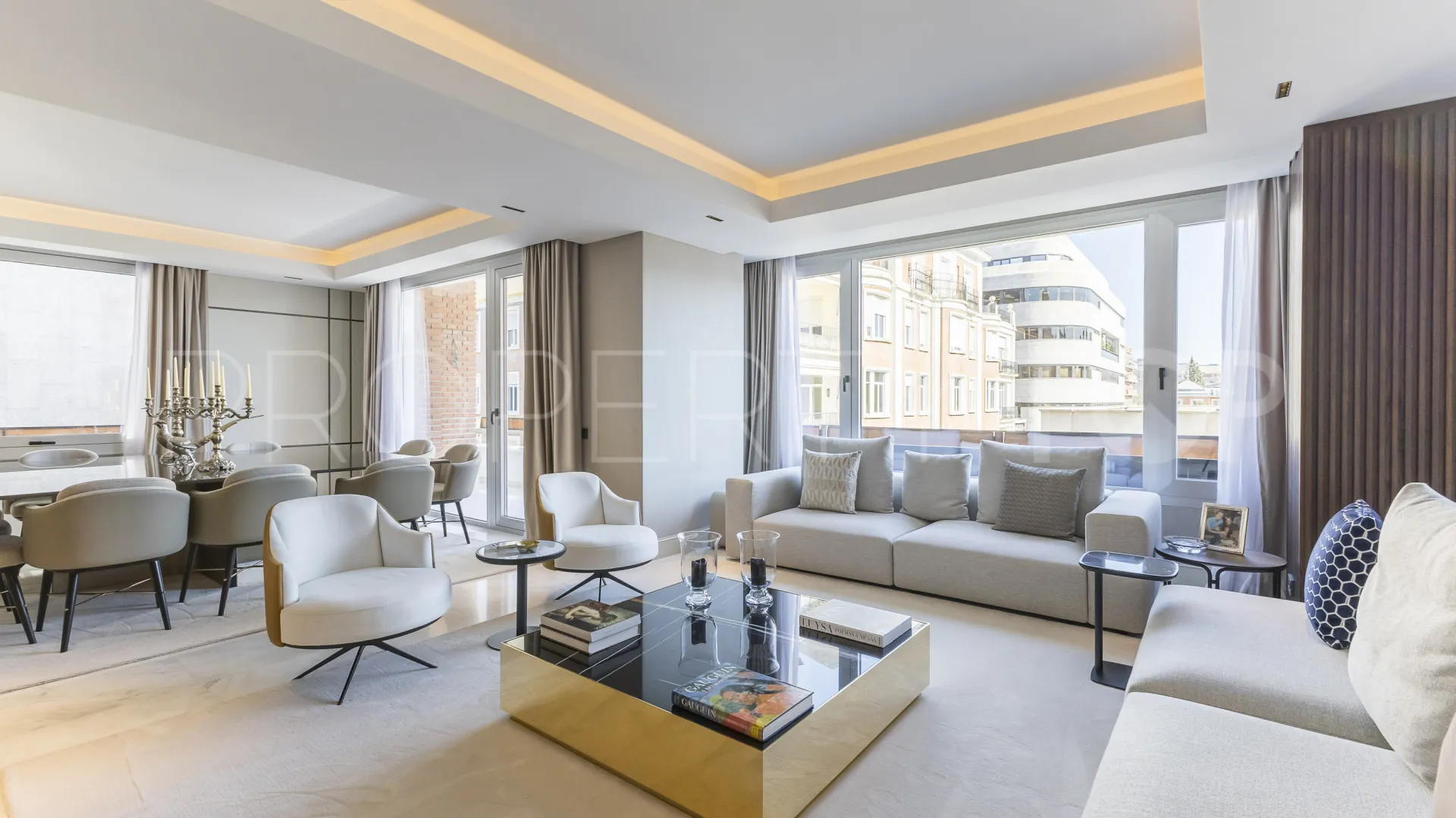 3 bedrooms Castellana flat for sale