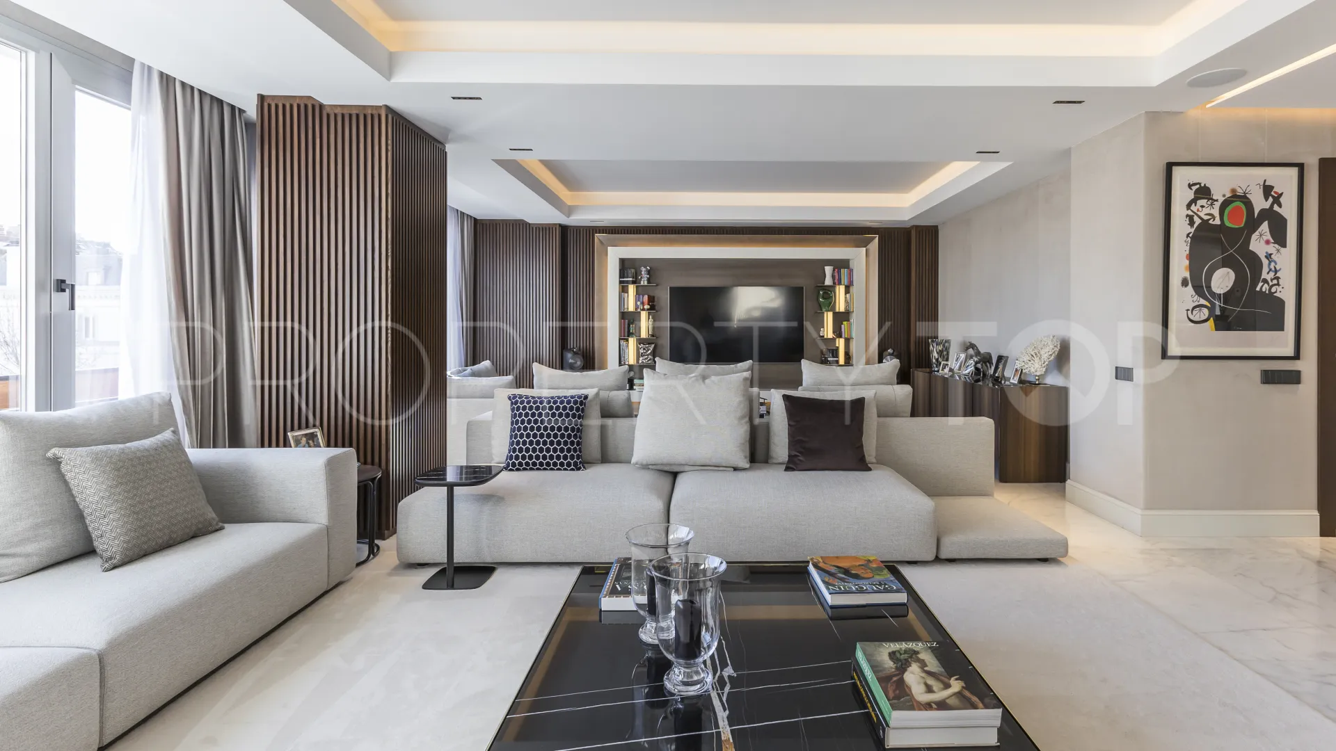 3 bedrooms Castellana flat for sale