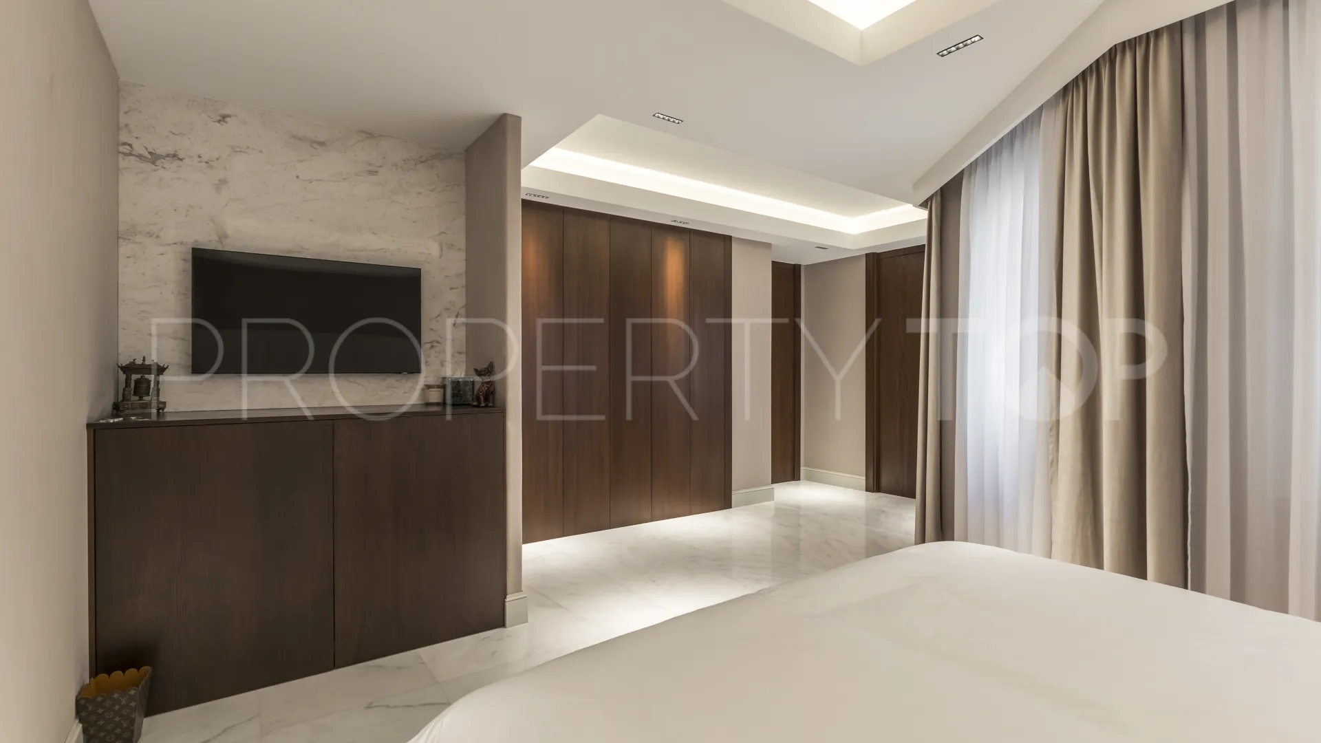3 bedrooms Castellana flat for sale