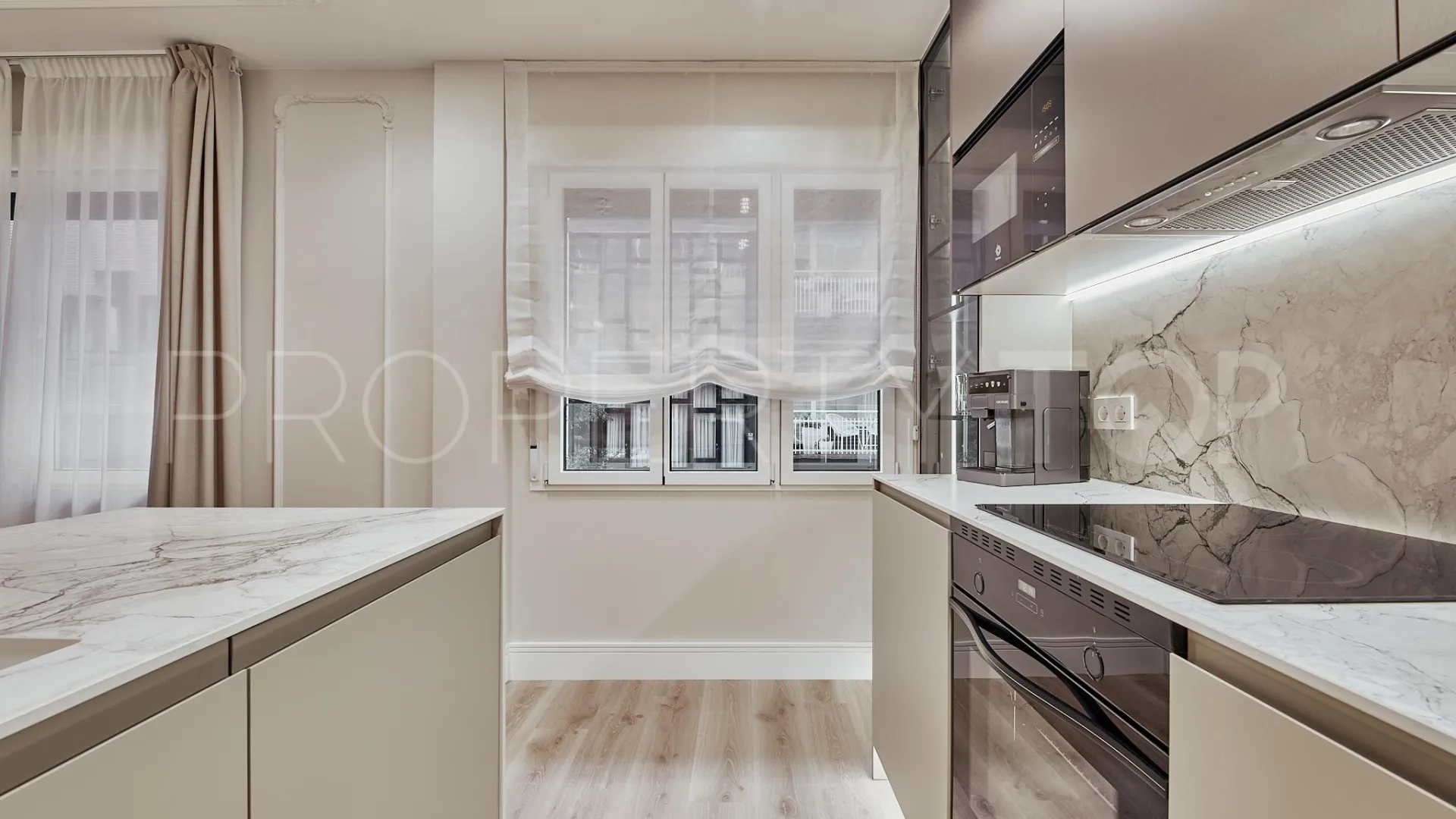 3 bedrooms flat in Goya for sale
