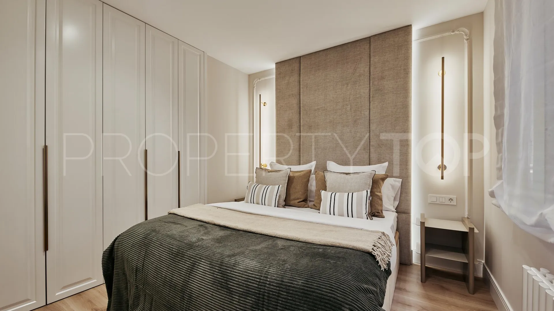 3 bedrooms flat in Goya for sale