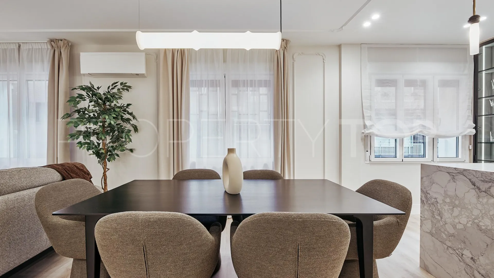 3 bedrooms flat in Goya for sale