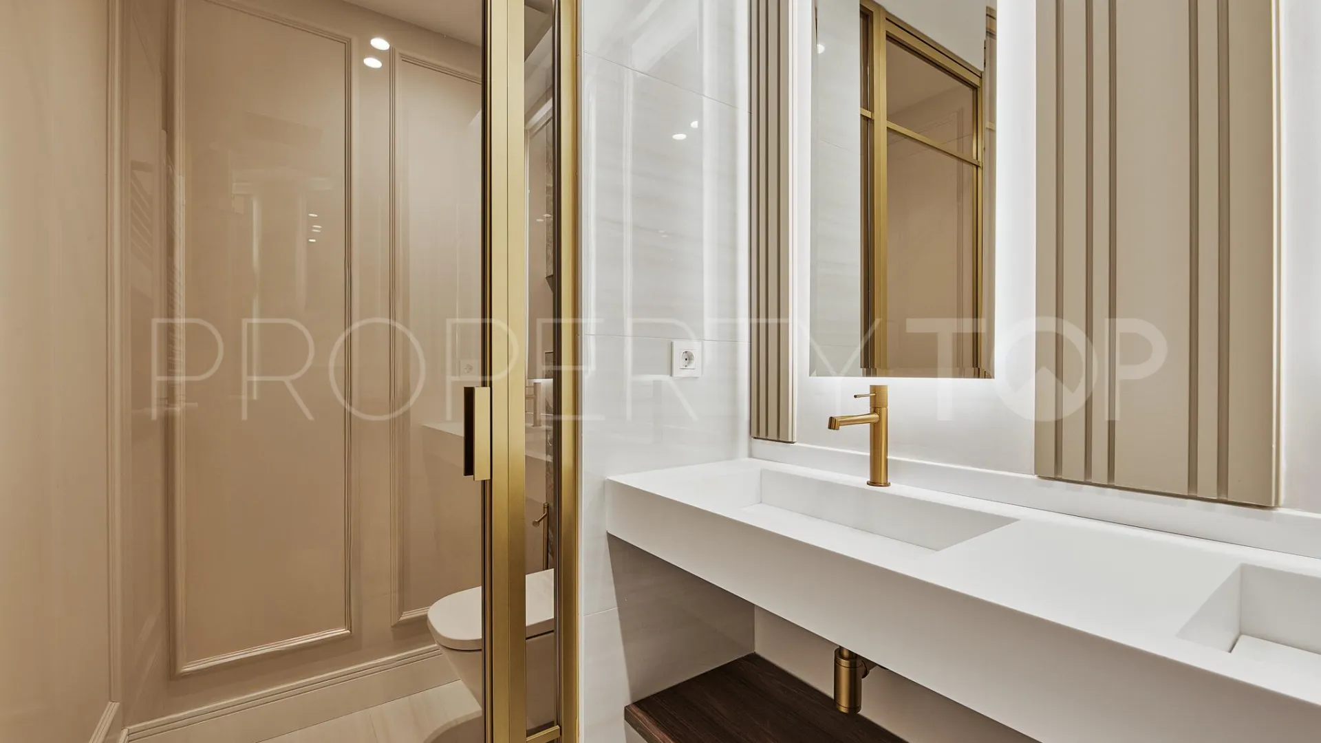 3 bedrooms flat in Goya for sale