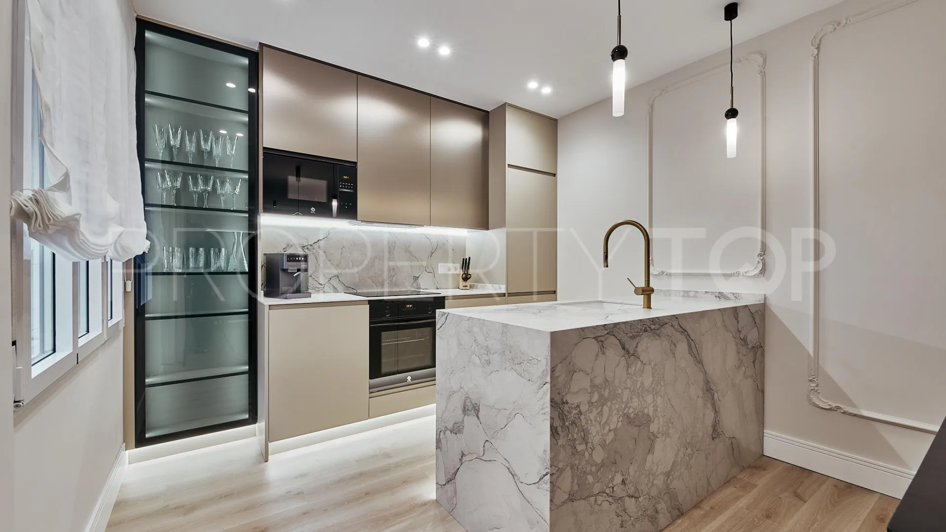 3 bedrooms flat in Goya for sale