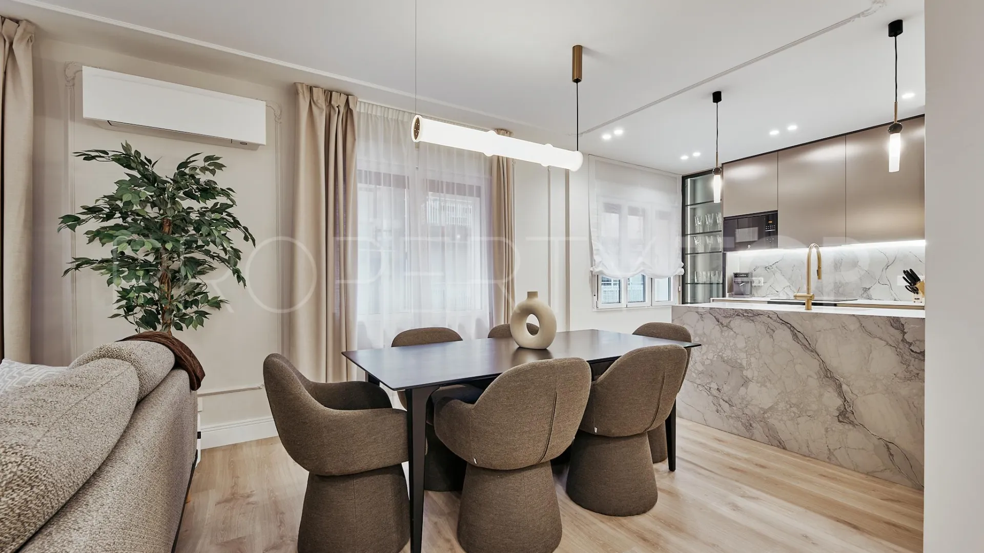 3 bedrooms flat in Goya for sale