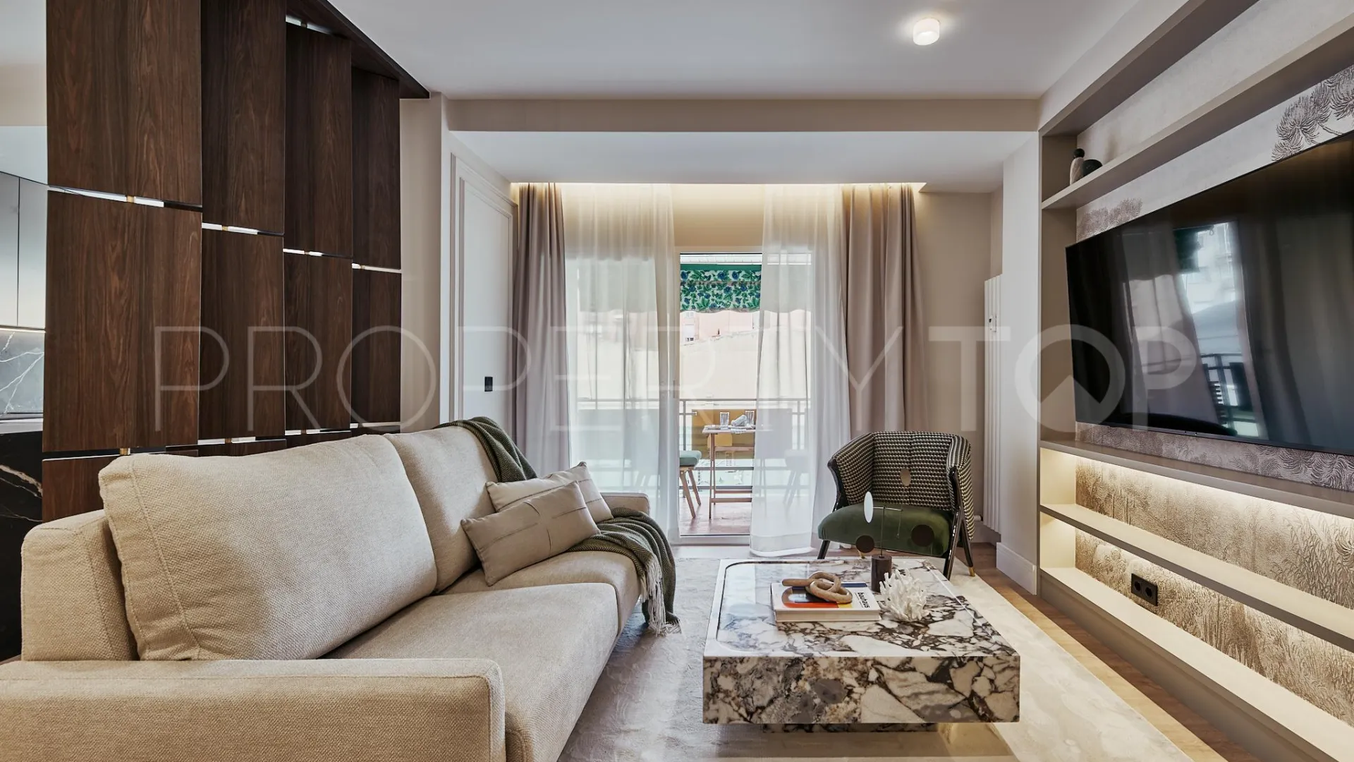 Comprar piso con 3 dormitorios en Goya