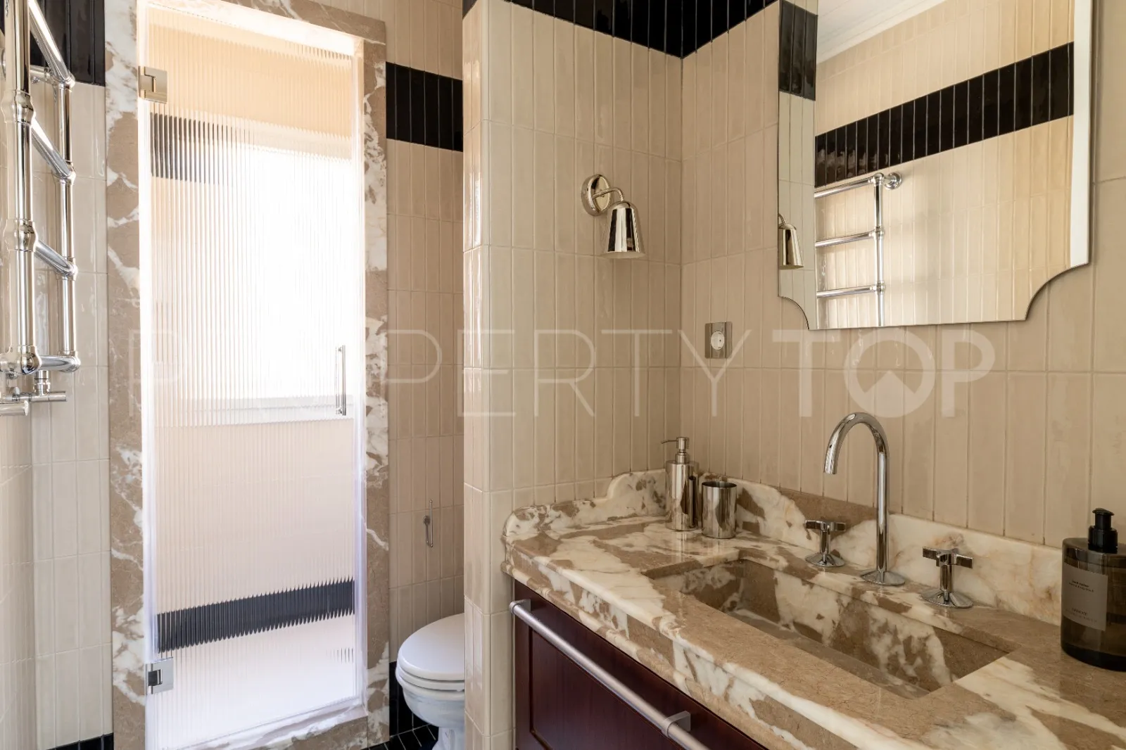 3 bedrooms flat for sale in Castellana
