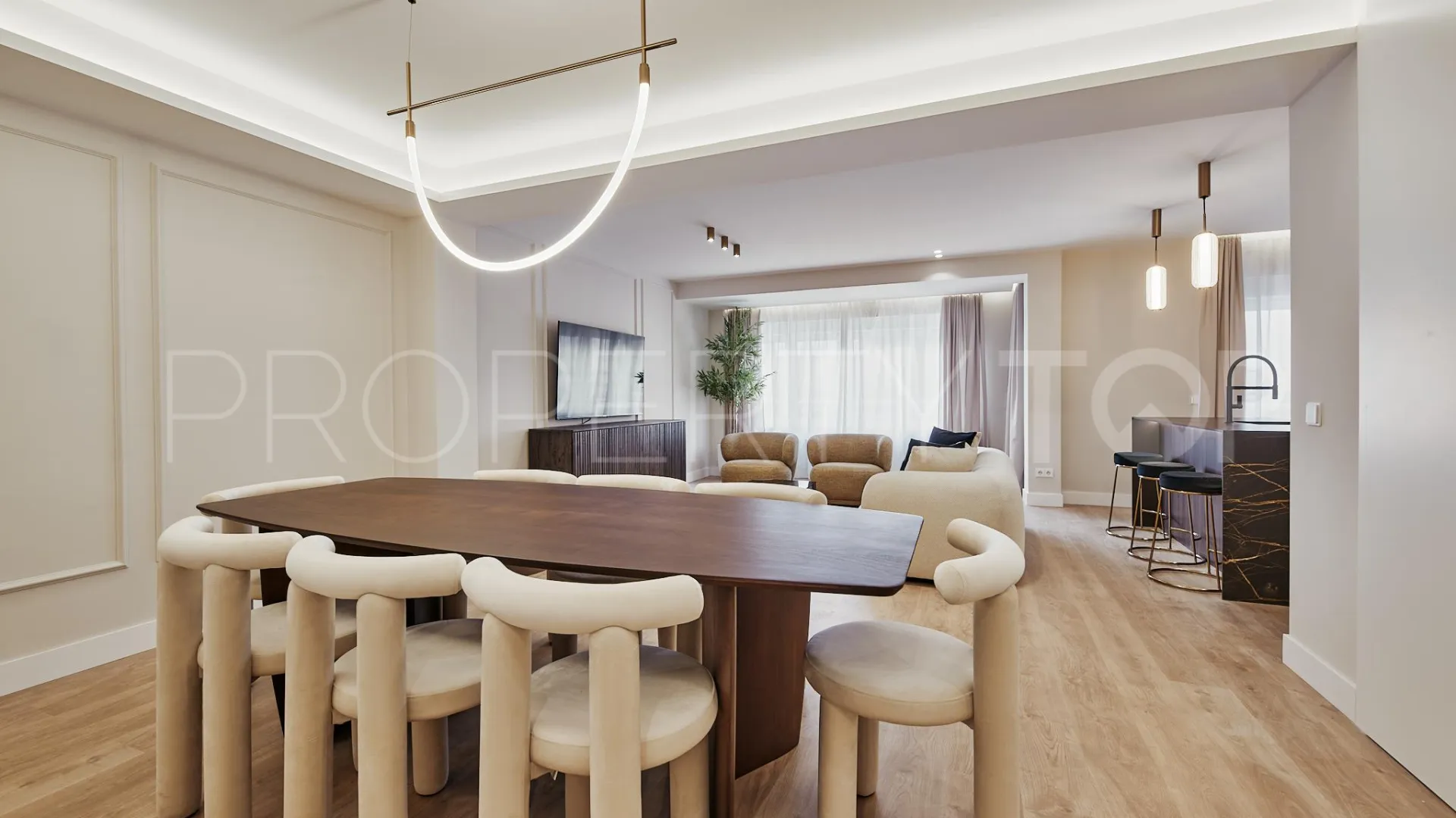 Piso a la venta en Castellana