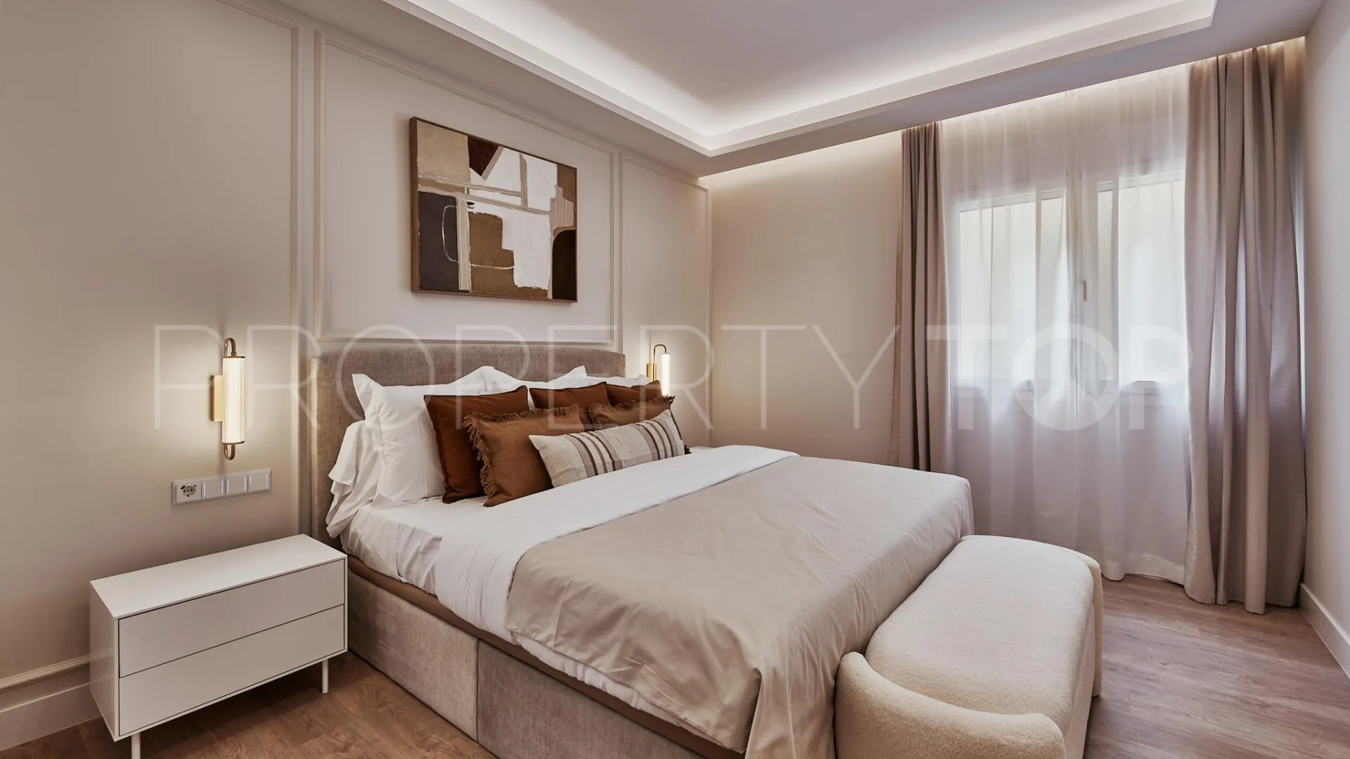 Piso a la venta de 3 dormitorios en Castellana