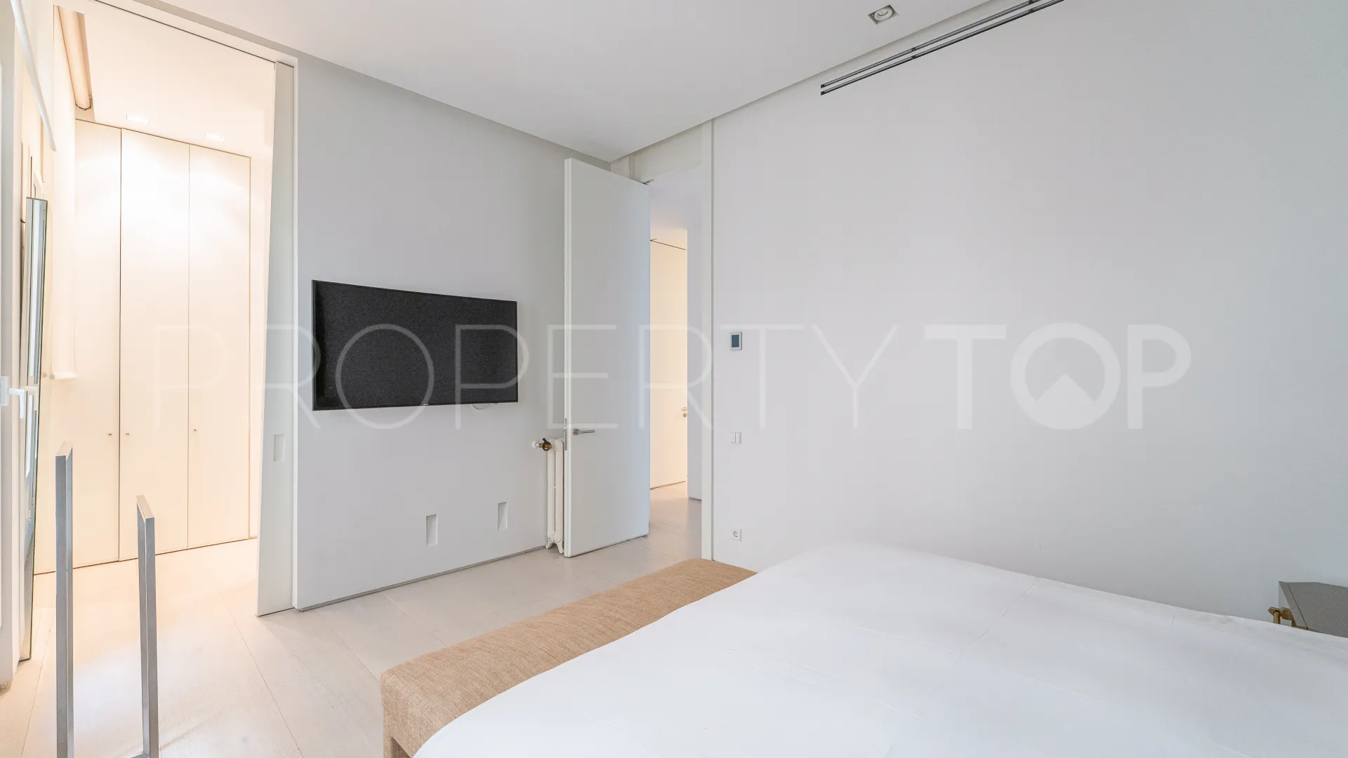 Apartment for sale in Recoletos with 3 bedrooms