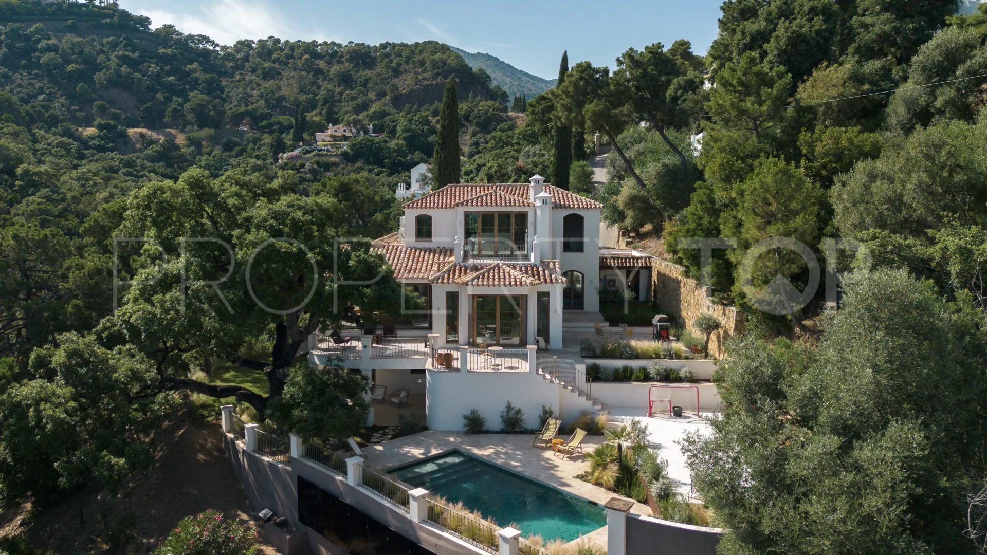For sale El Madroñal house