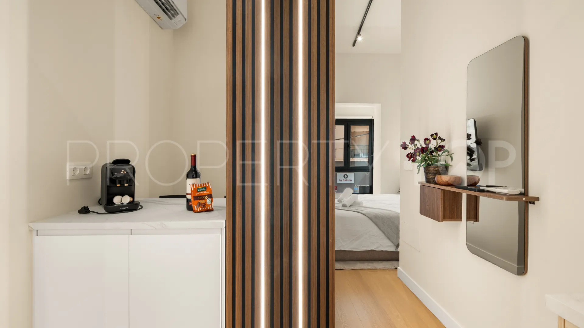 For sale Malaga building with 6 bedrooms