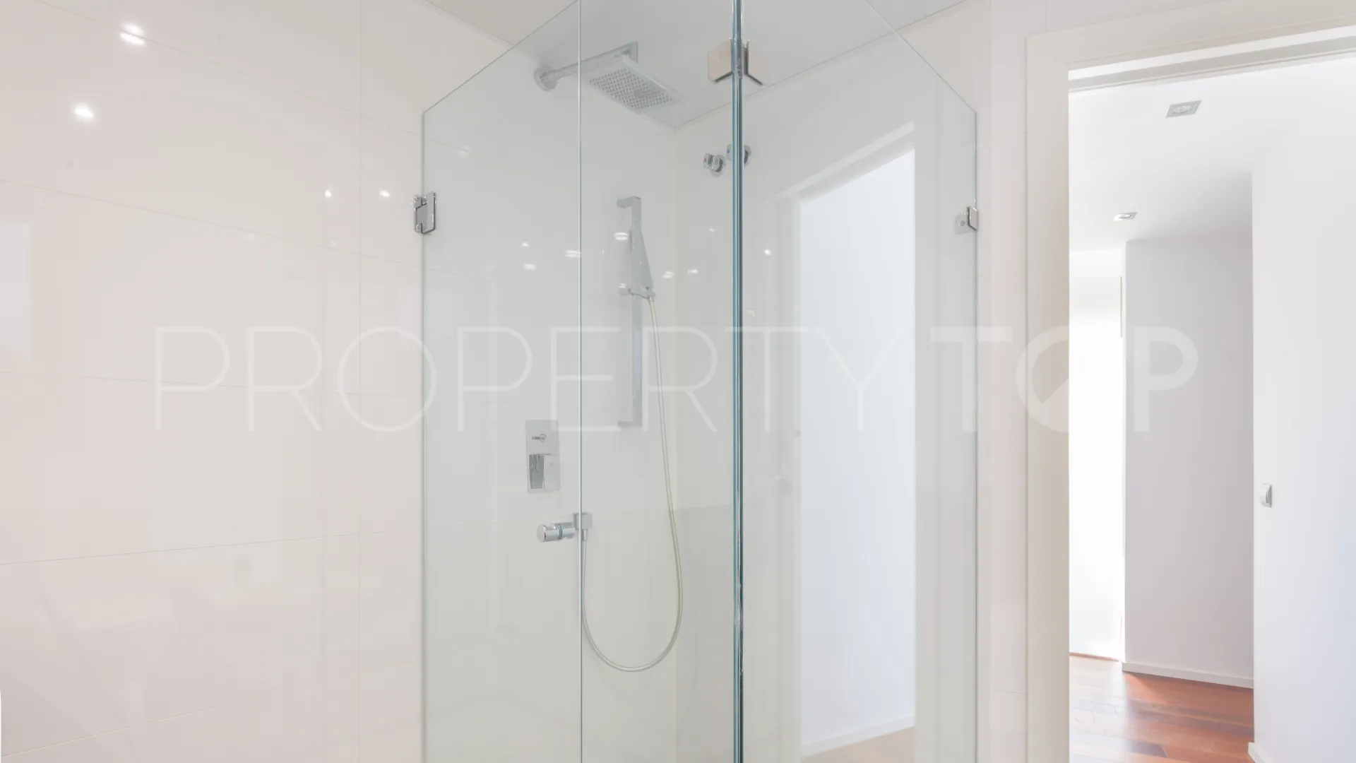 For sale apartment with 2 bedrooms in Malaga