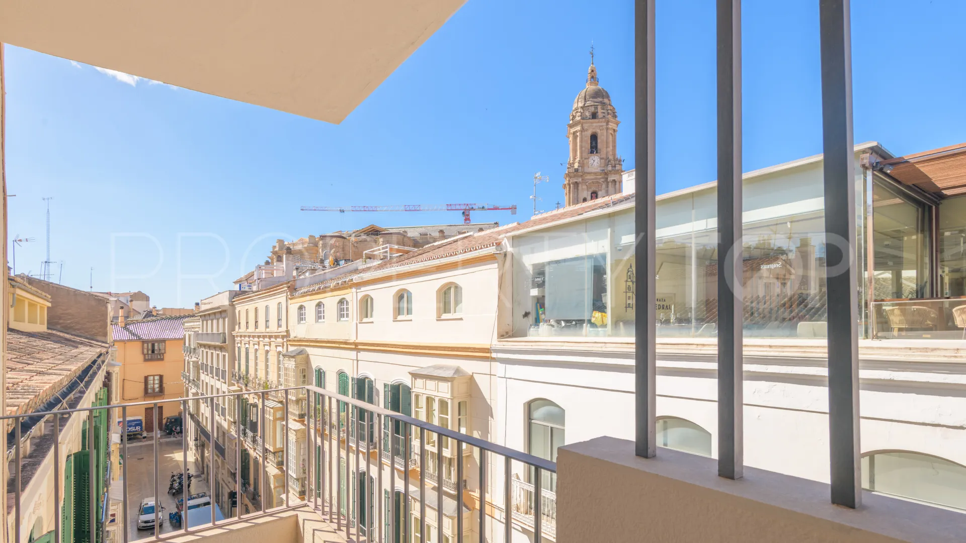 For sale apartment with 2 bedrooms in Malaga