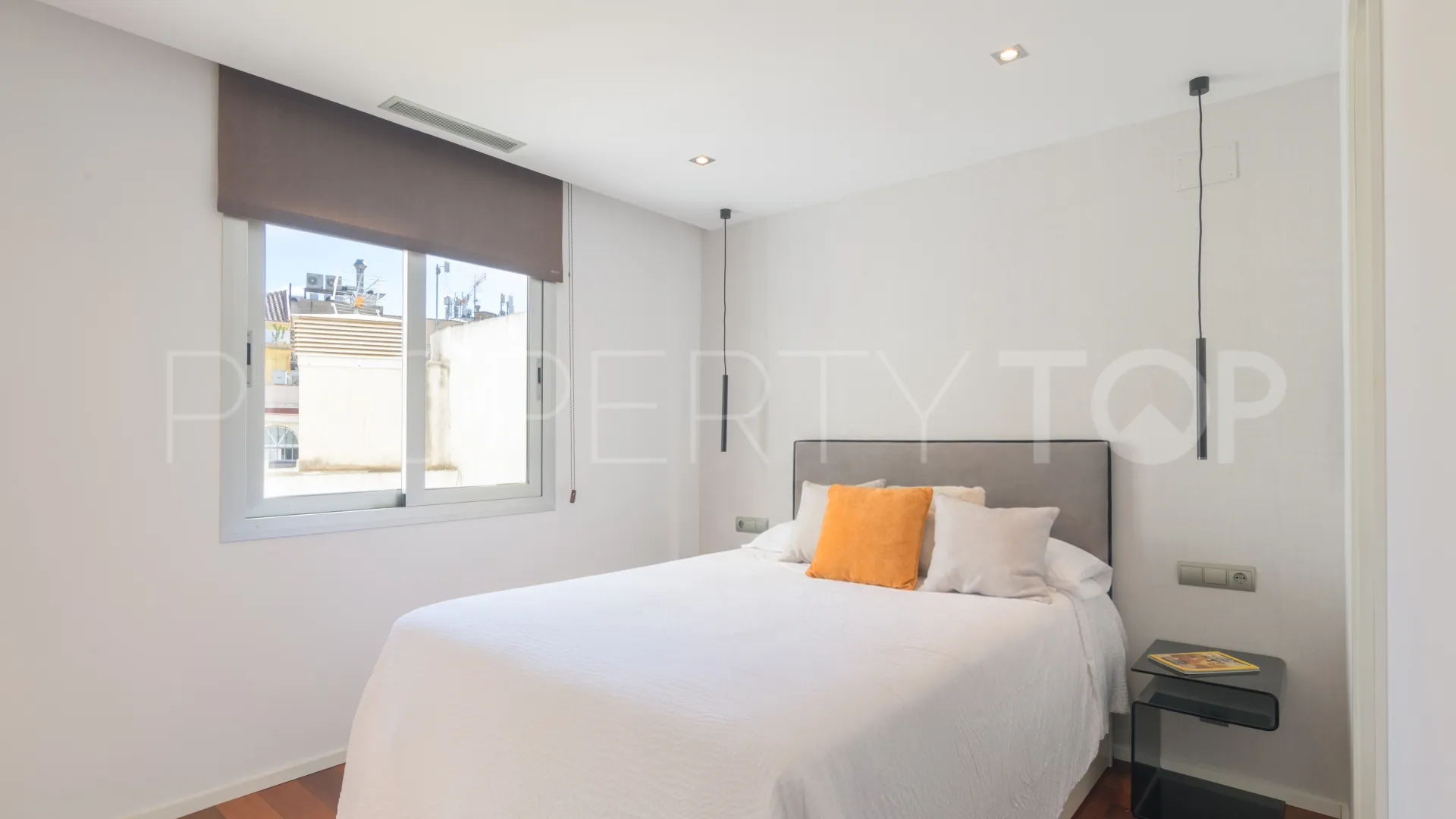 For sale apartment with 2 bedrooms in Malaga