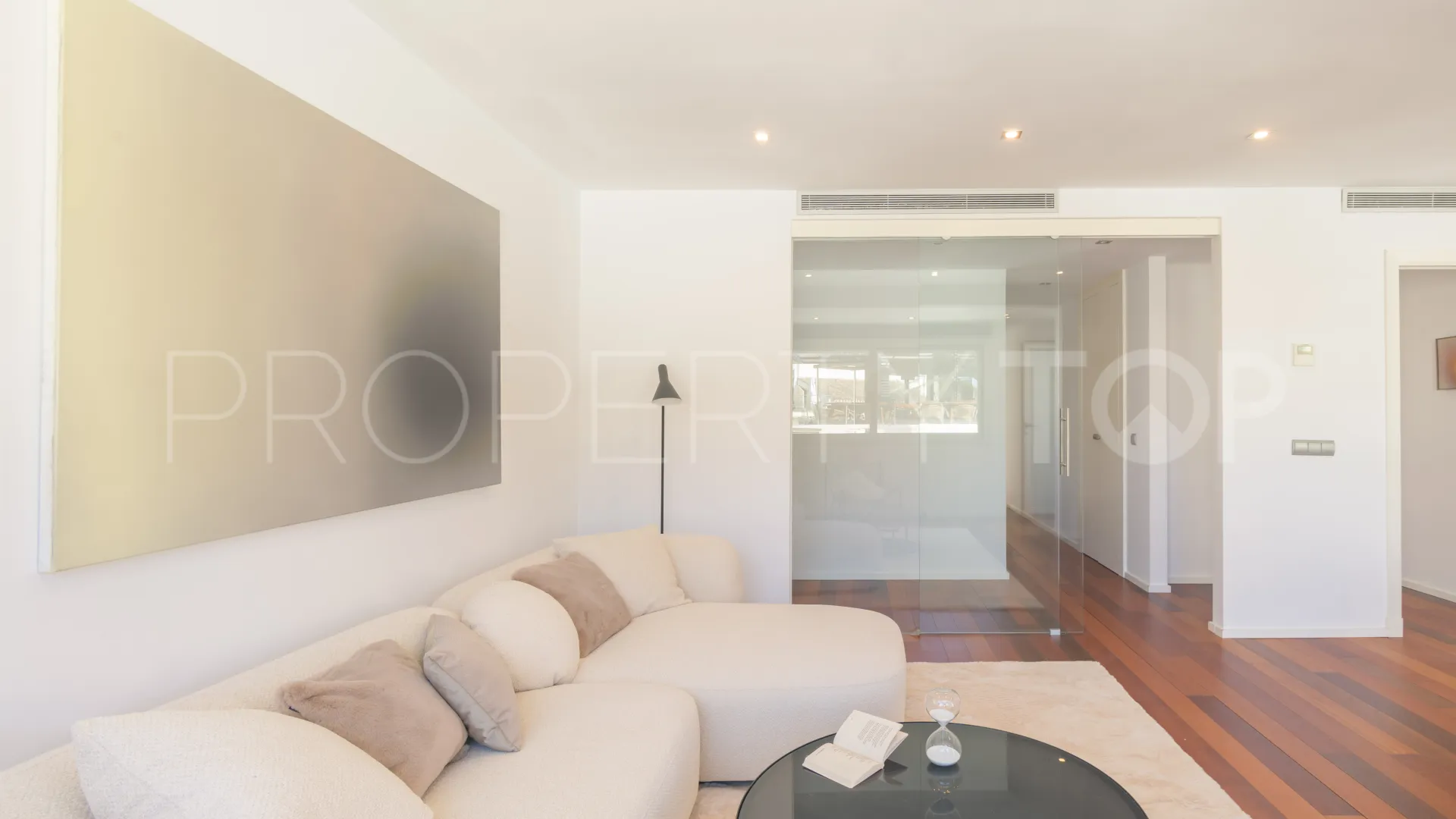 For sale apartment with 2 bedrooms in Malaga