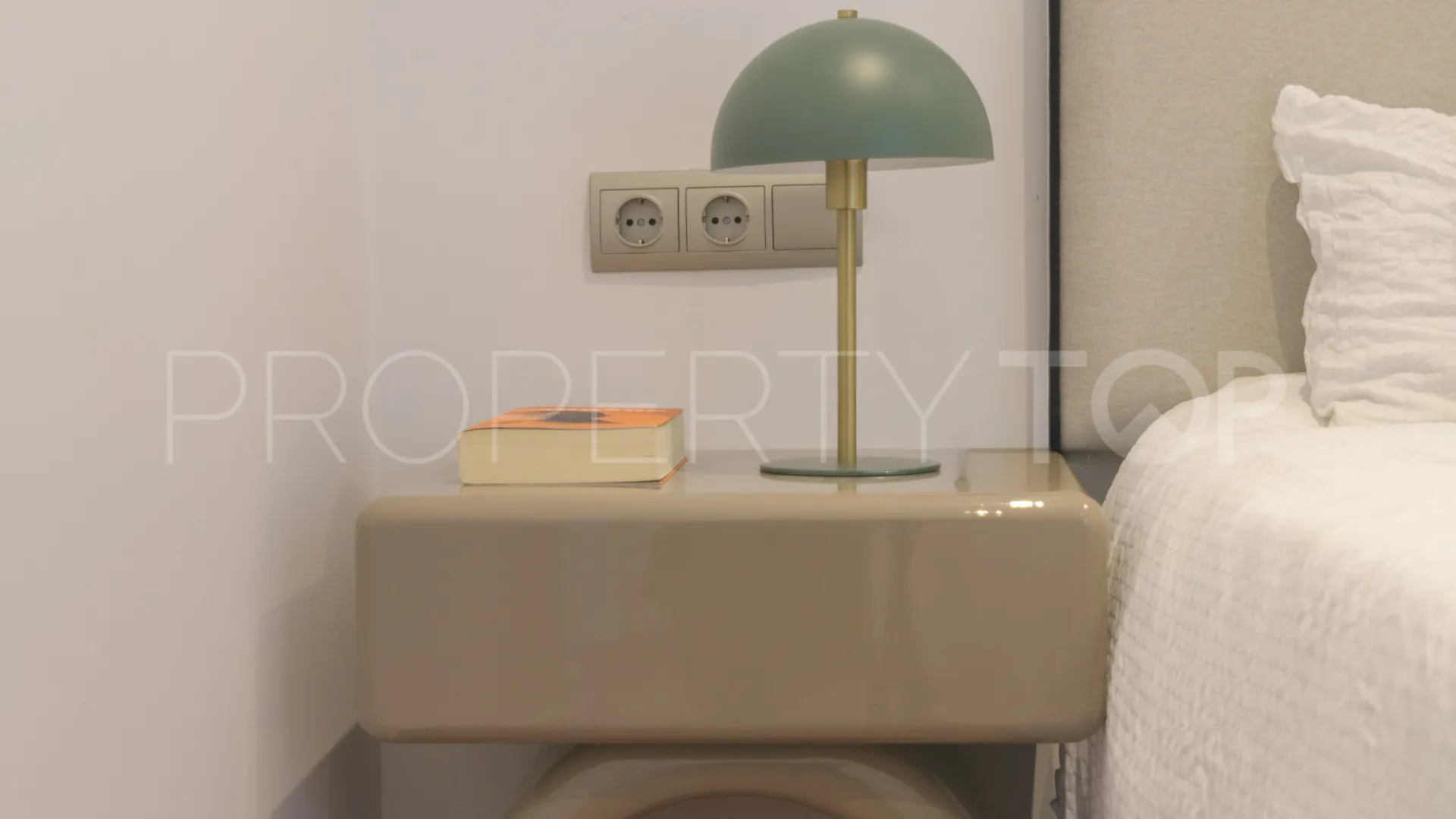 For sale apartment with 2 bedrooms in Malaga