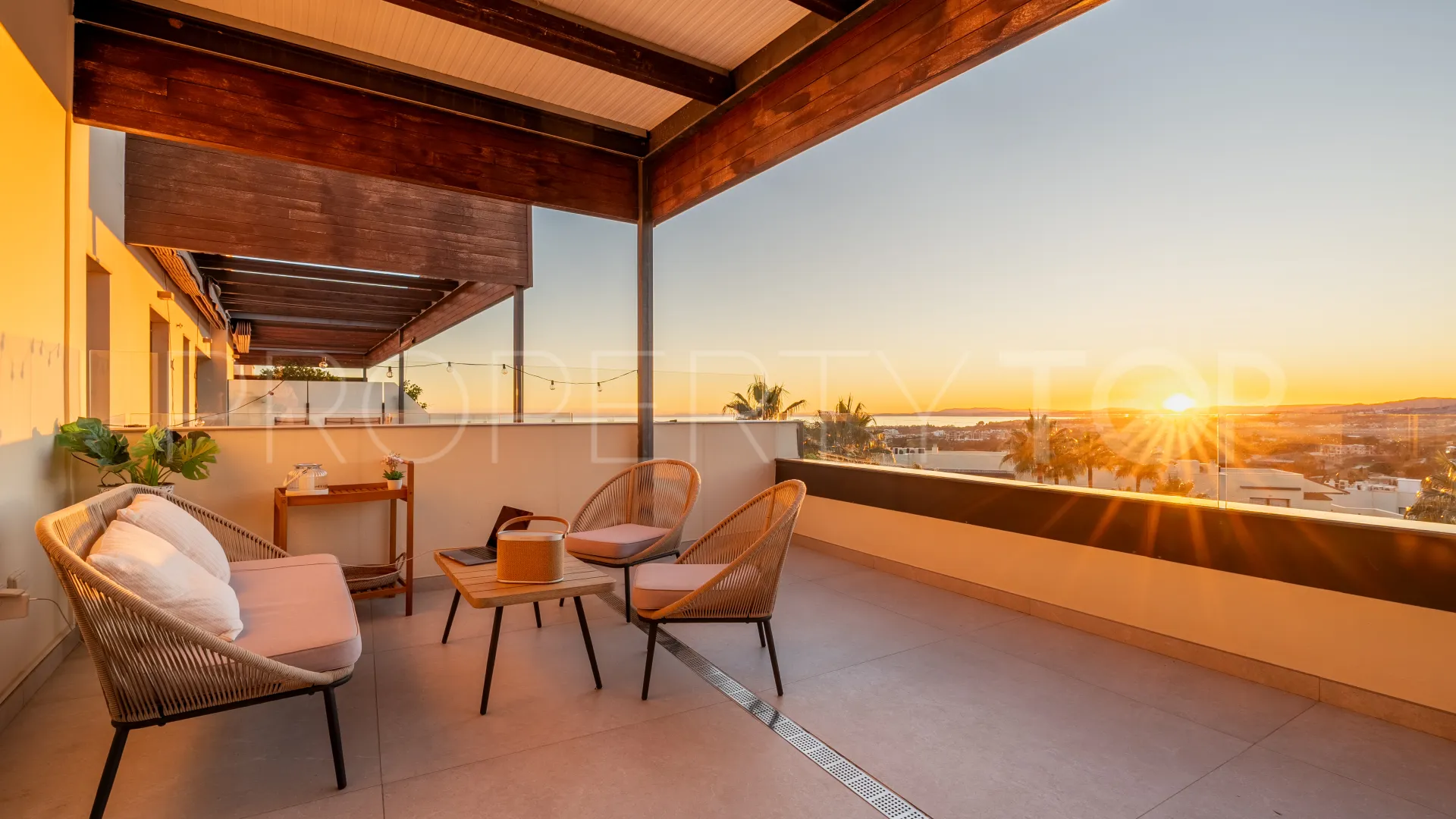 Benahavis apartment for sale