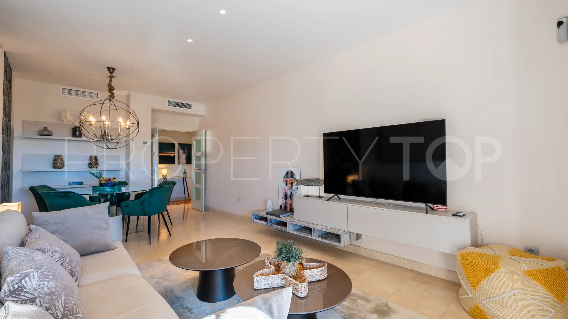 Benahavis apartment for sale