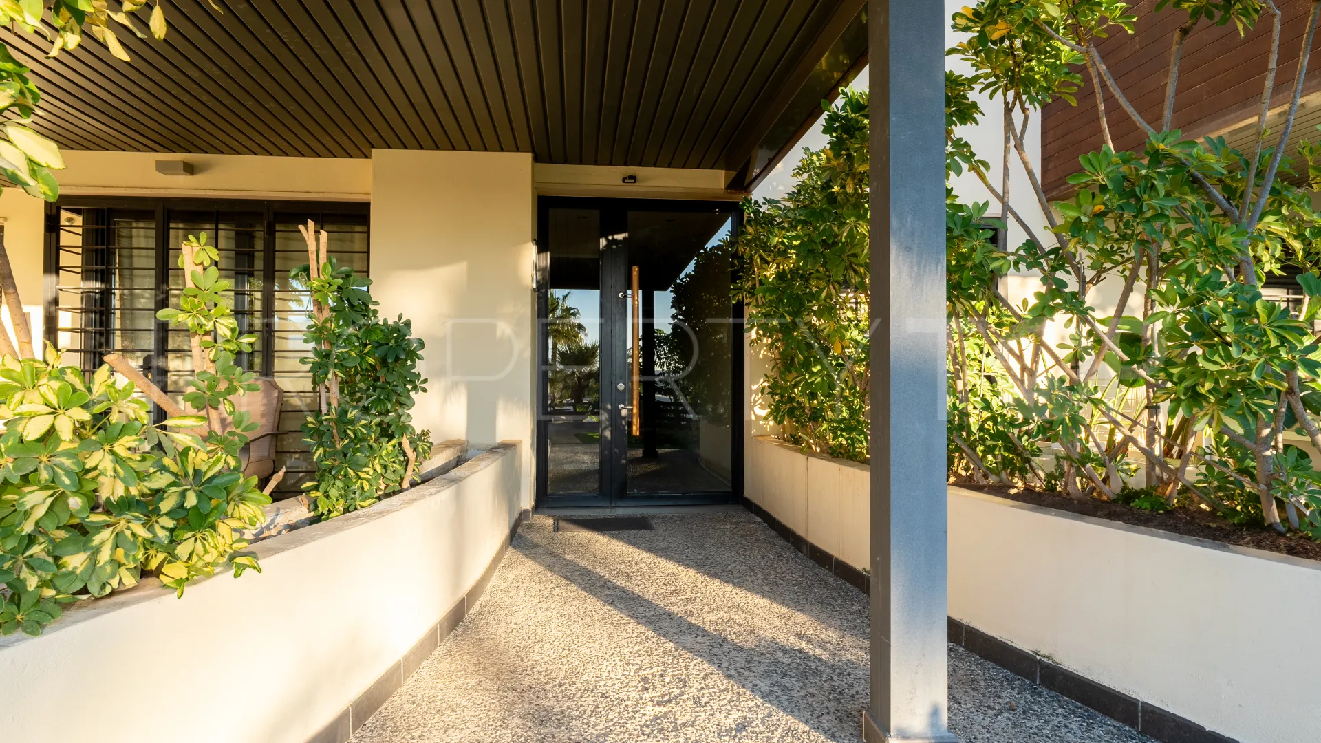 Benahavis apartment for sale