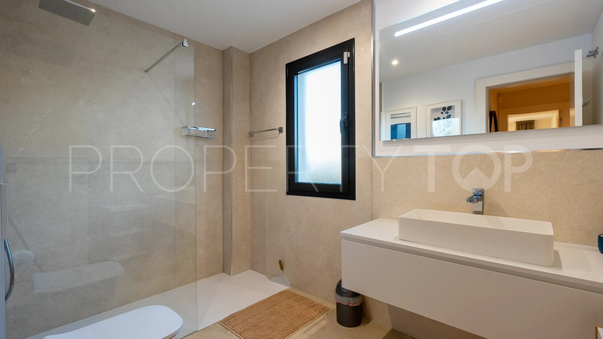 Benahavis apartment for sale