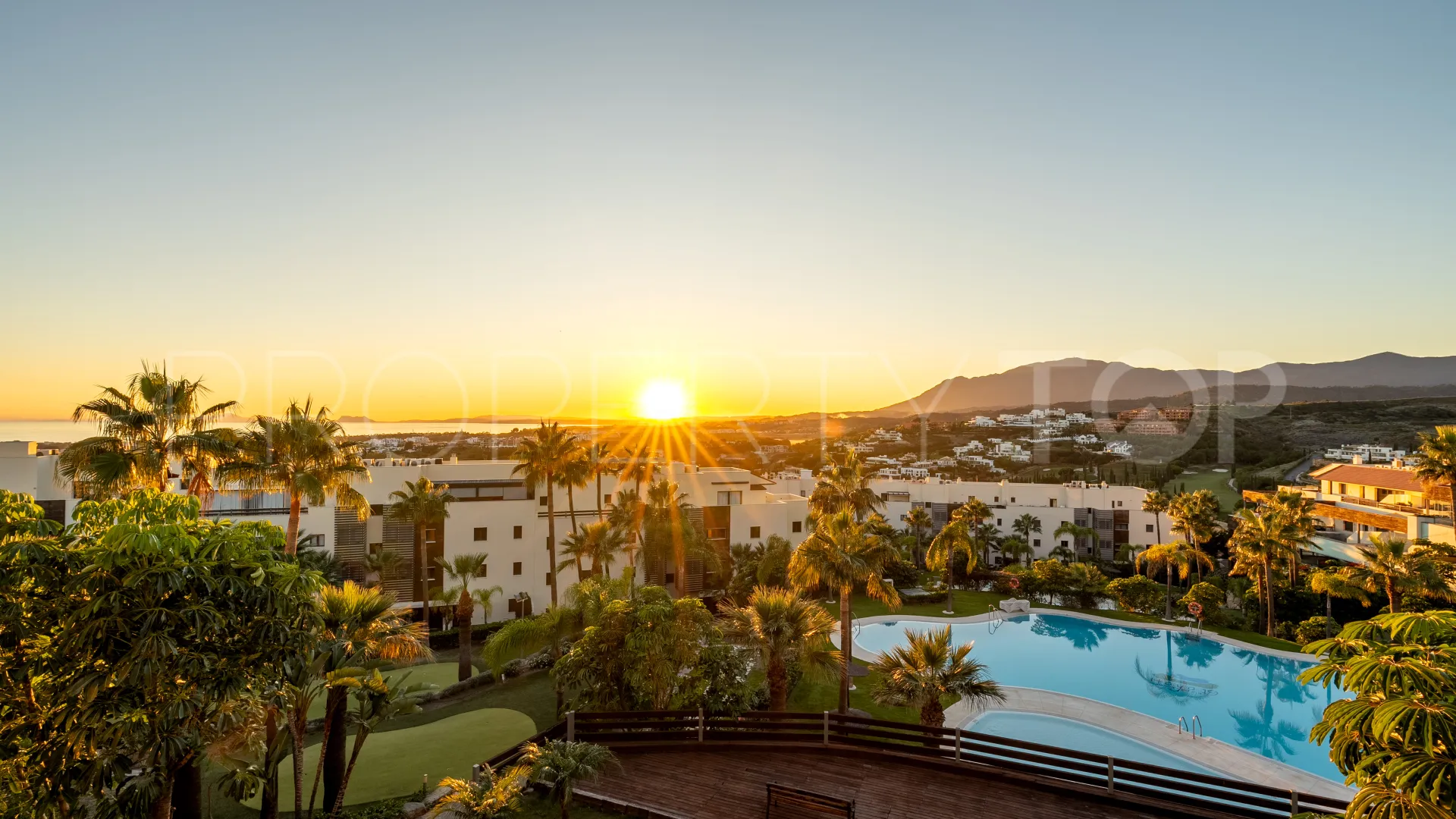 Benahavis apartment for sale