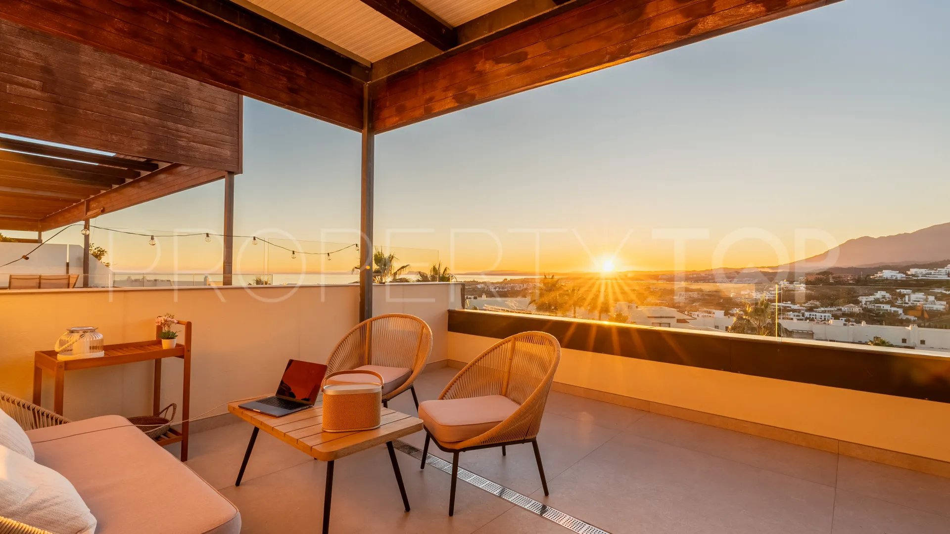 Benahavis apartment for sale