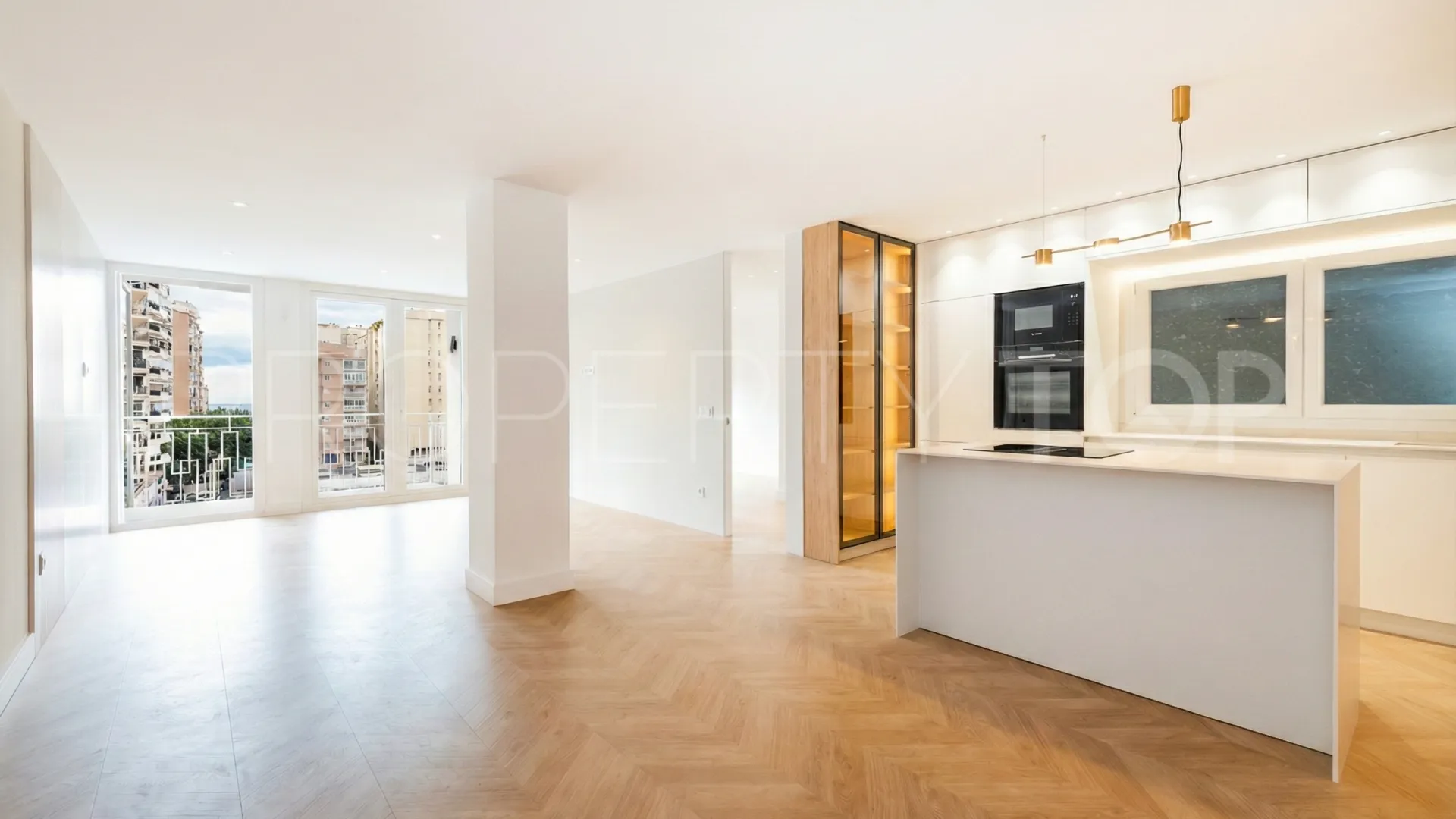 Malaga, apartamento en venta con 3 dormitorios