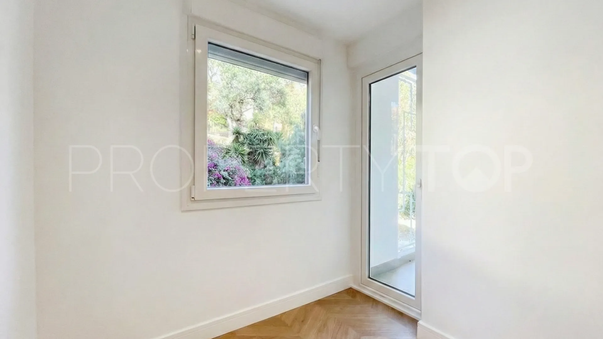 Malaga, apartamento en venta con 3 dormitorios