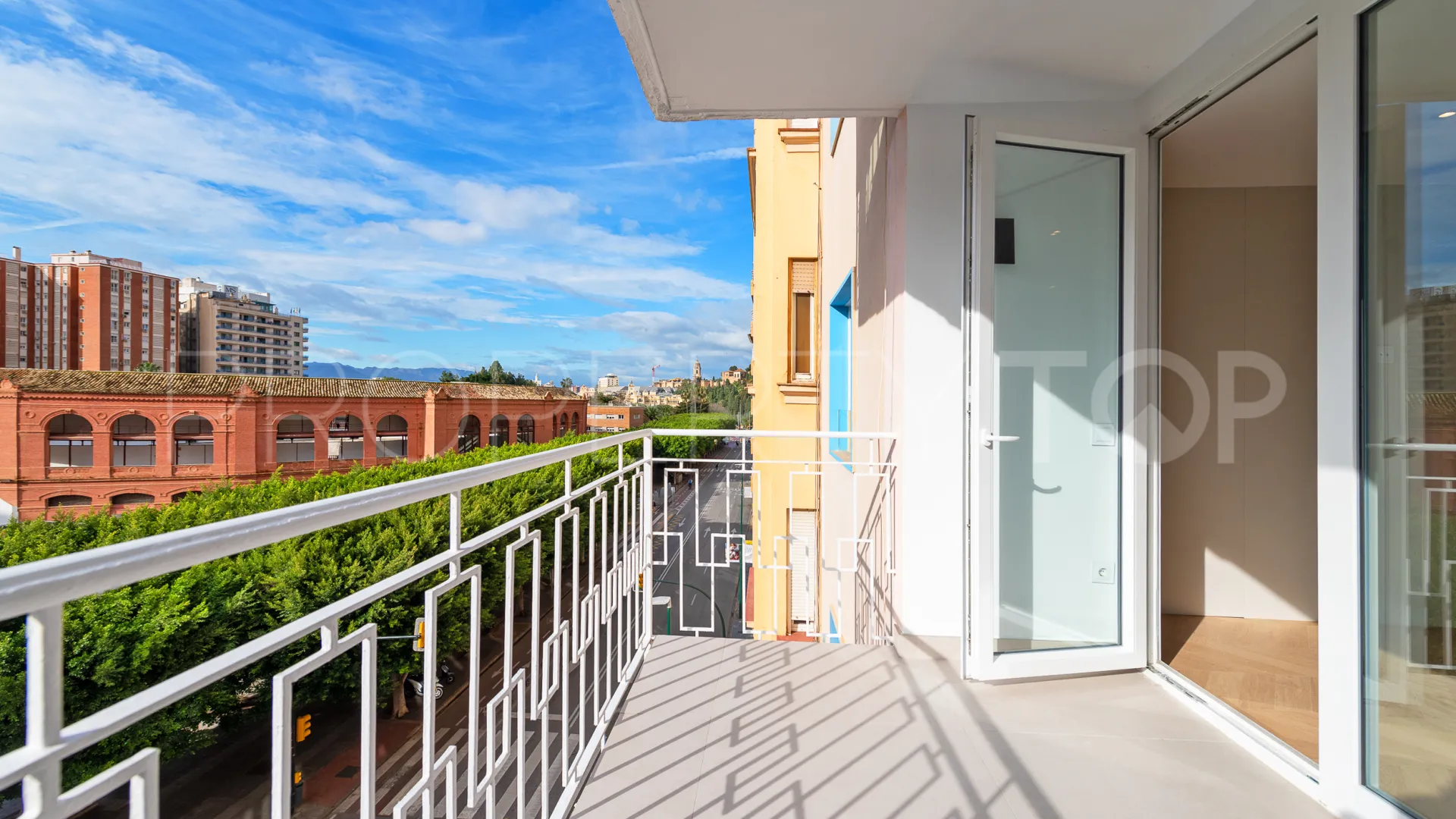 Malaga, apartamento en venta con 3 dormitorios