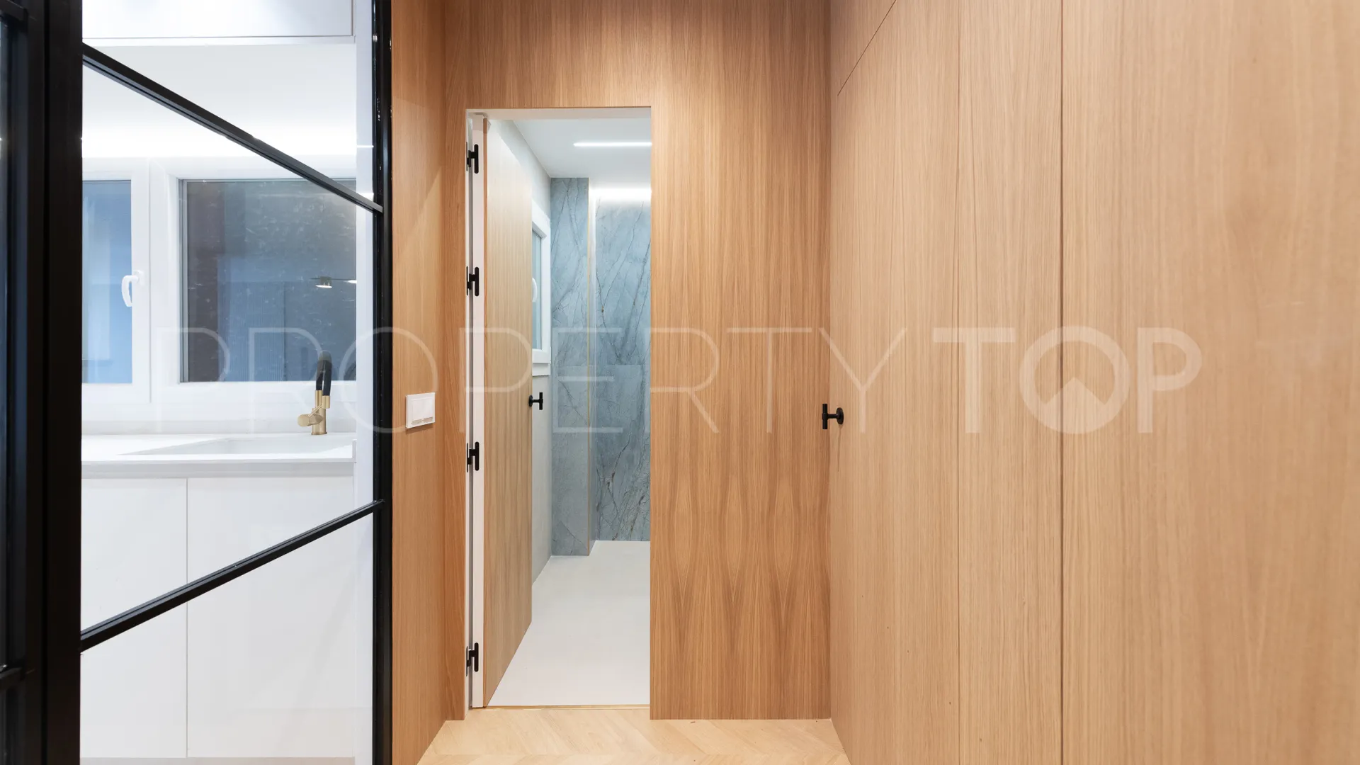 Malaga, apartamento en venta con 3 dormitorios