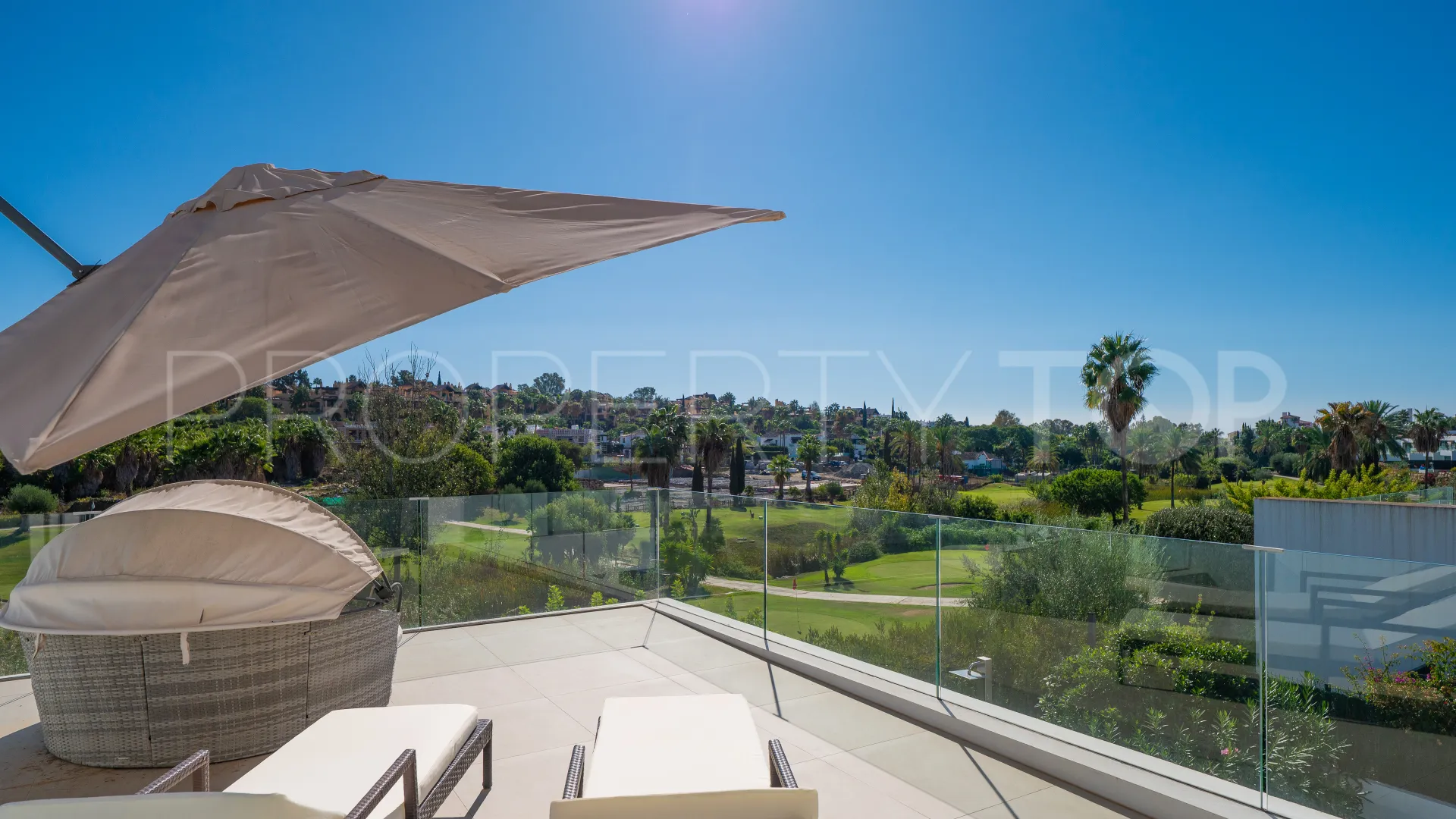 Villa en venta de 5 dormitorios en El Campanario