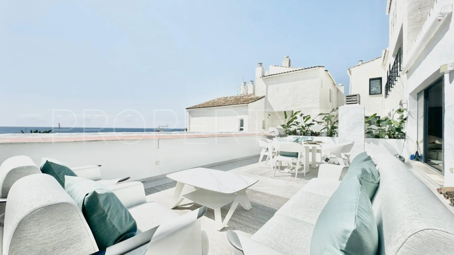 For sale Puerto apartment with 3 bedrooms