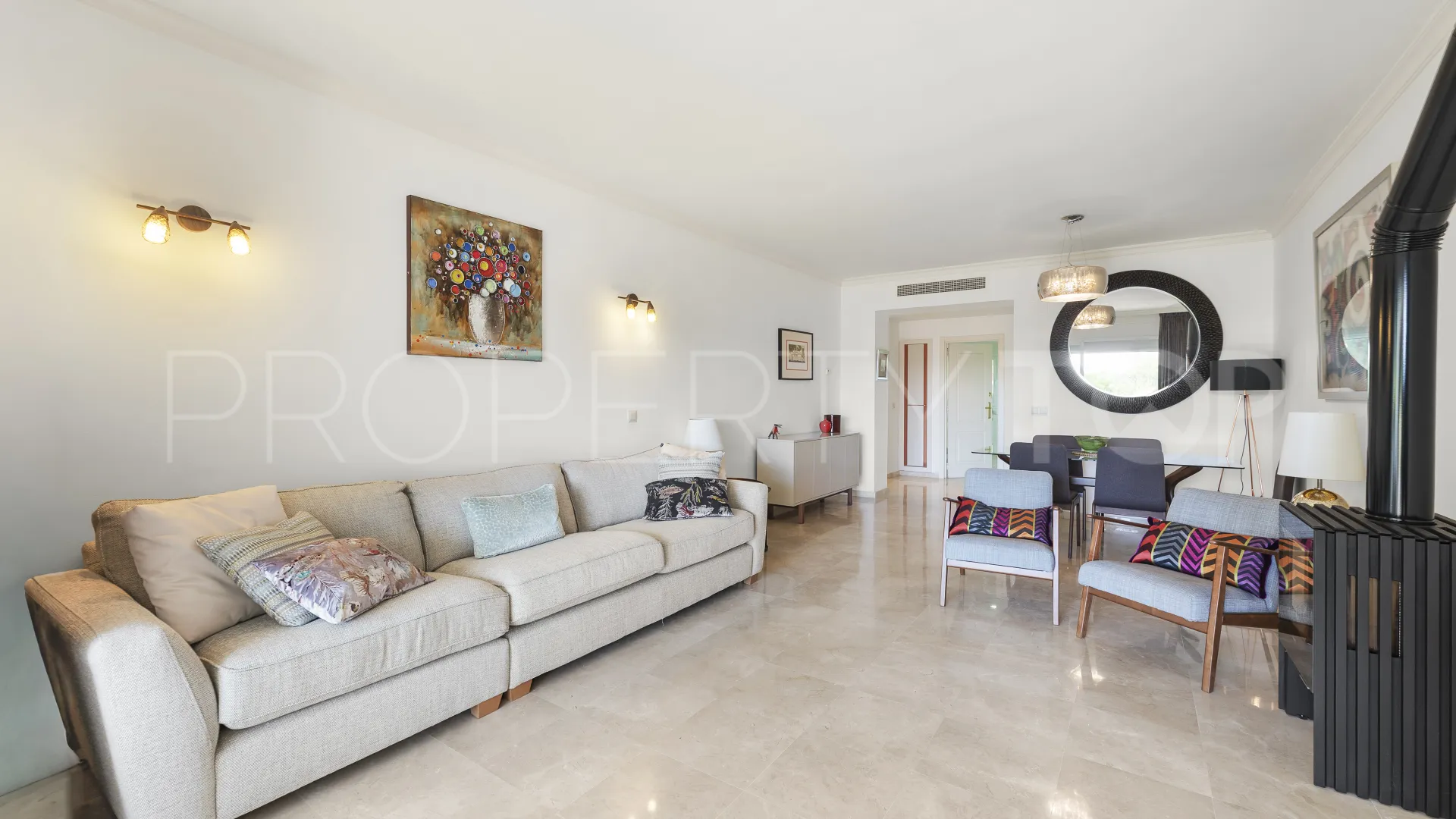 Apartamento planta baja en venta con 3 dormitorios en Altos de La Quinta