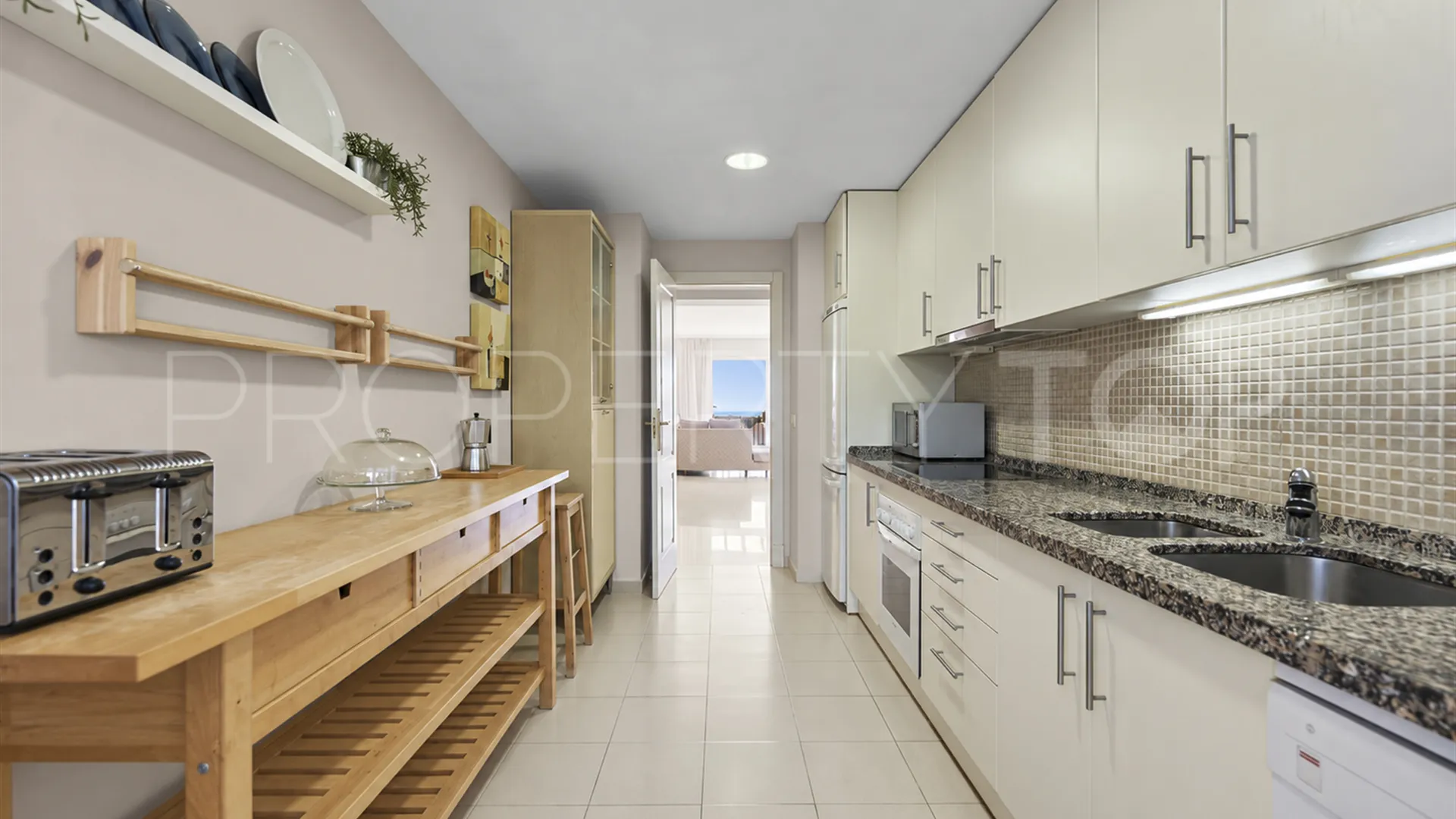 Penthouse for sale in Altos de La Quinta